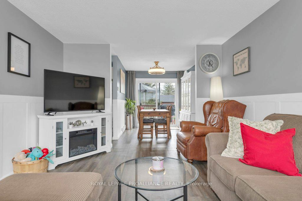 Photo 10 of 41 O'Hare Street, Belleville, Belleville Ward — HOMEH