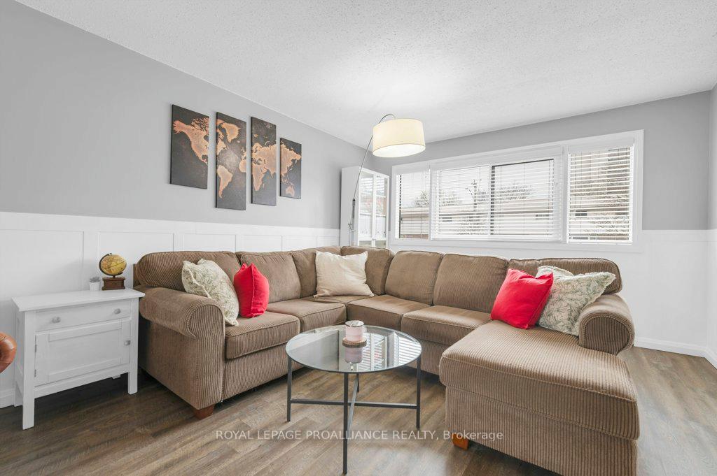 Photo 11 of 41 O'Hare Street, Belleville, Belleville Ward — HOMEH