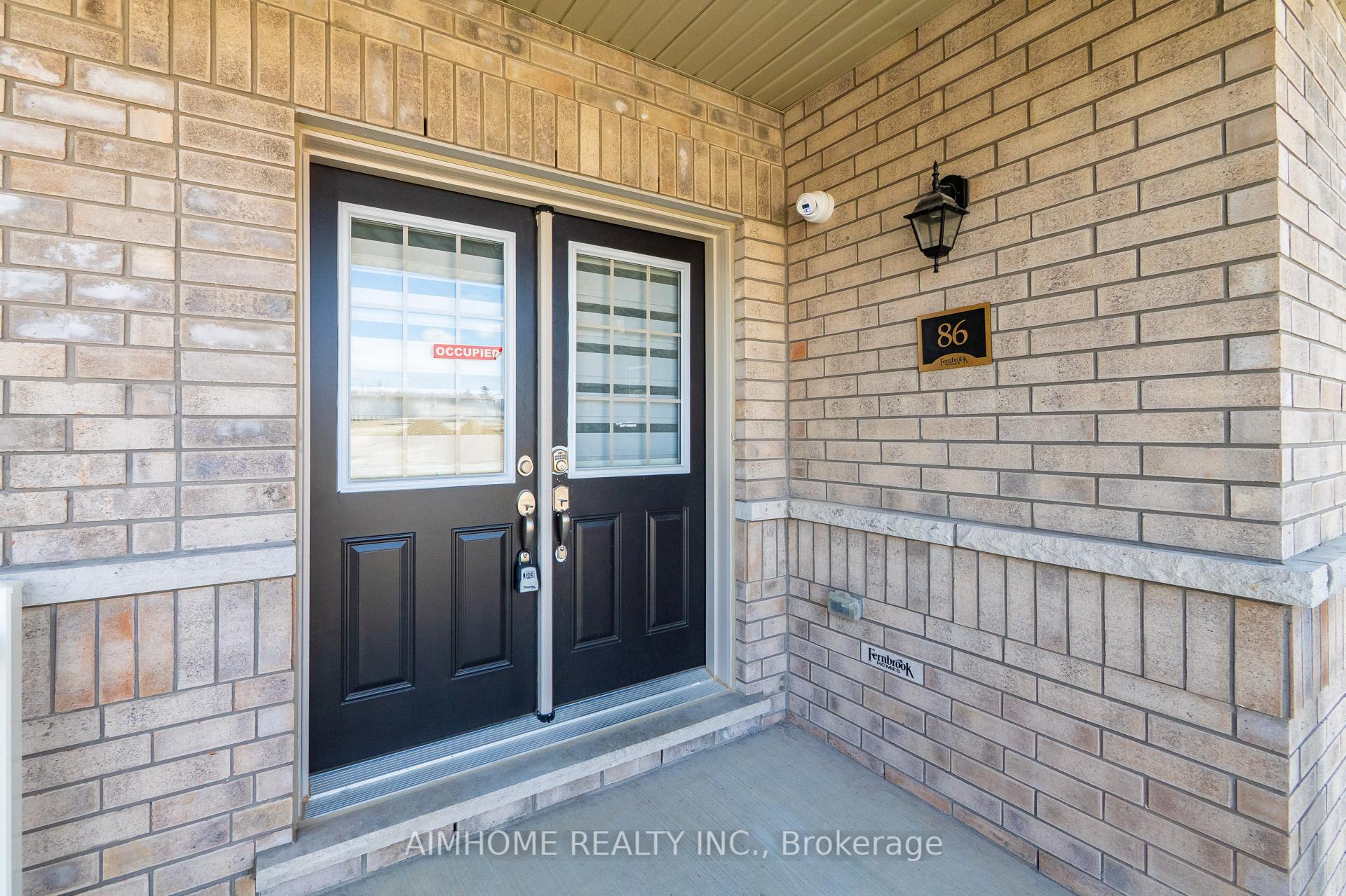 Photo 2 of 86 Gilham Way, Brant, Paris — HOMEH
