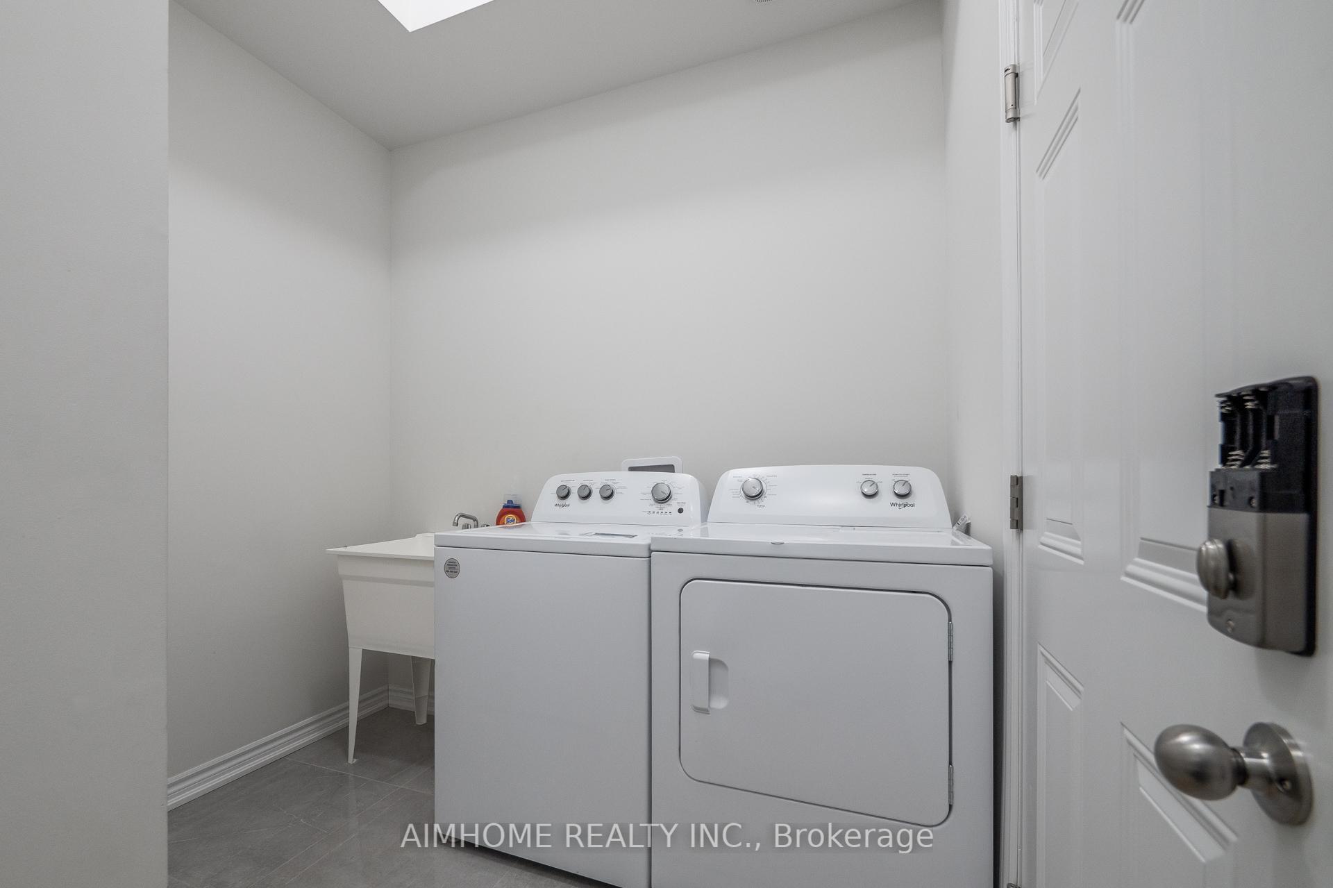 Photo 14 of 86 Gilham Way, Brant, Paris — HOMEH