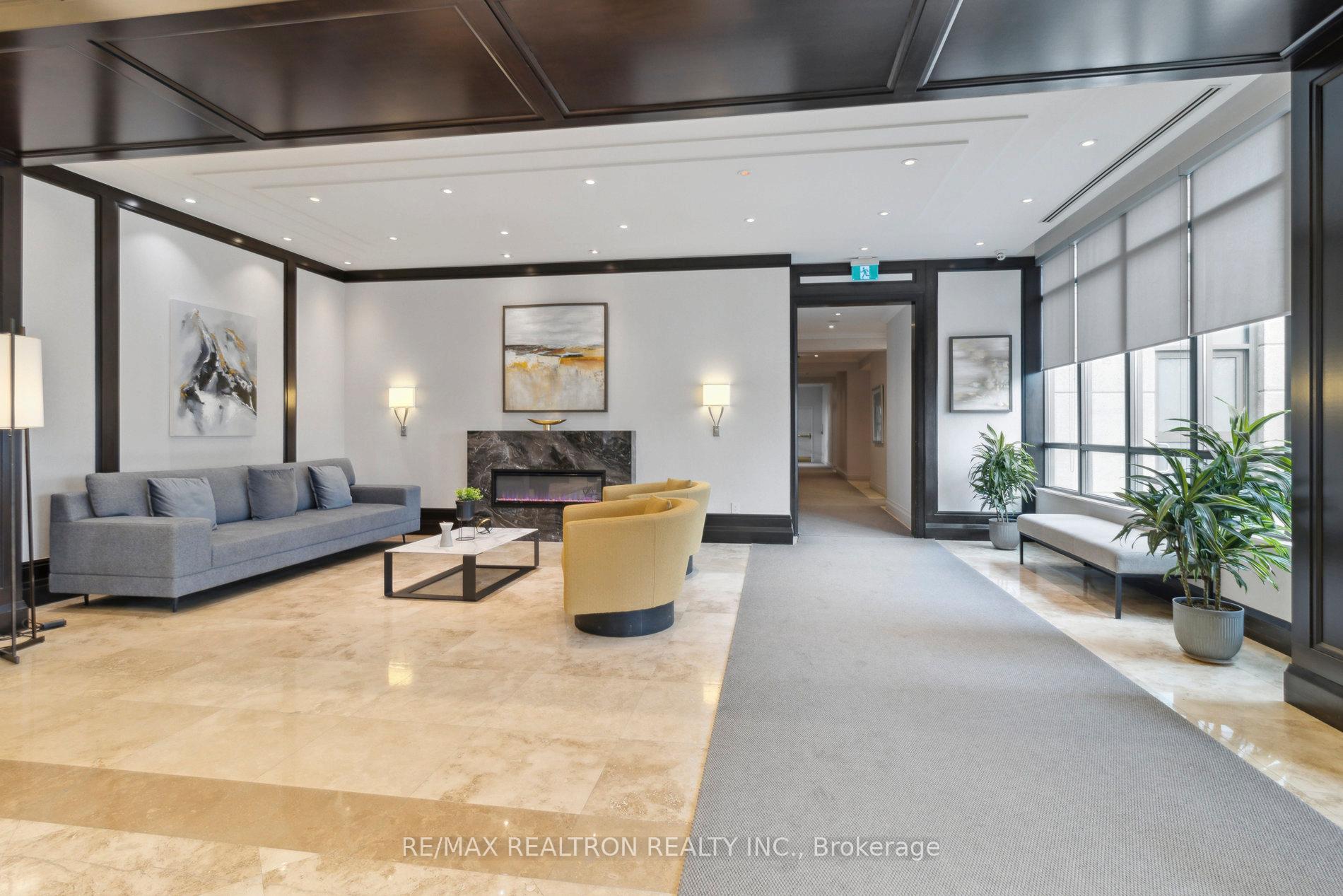 Photo 7 of Unit 503, 100 Promenade Circle, Vaughan, Brownridge — HOMEH