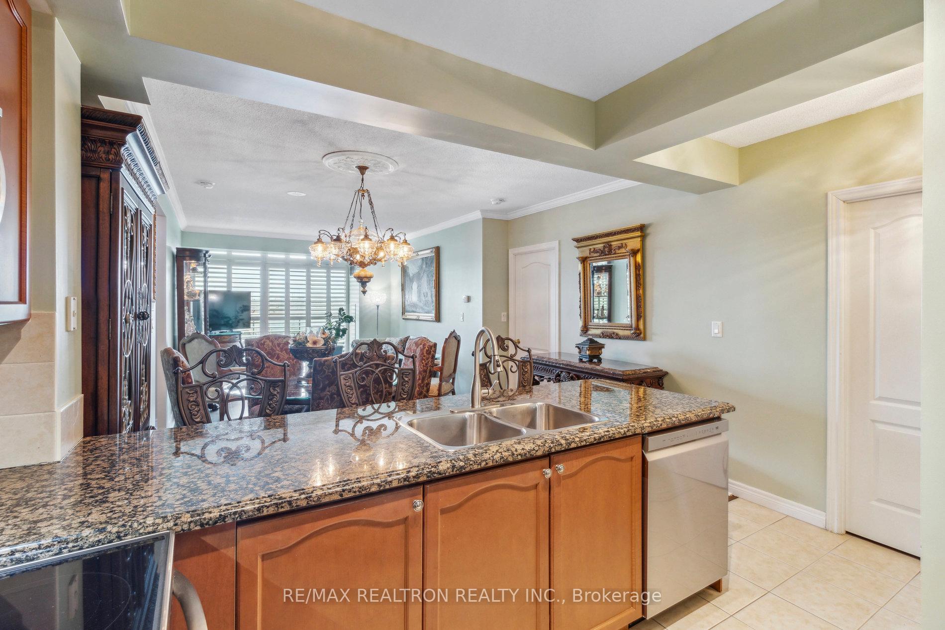 Photo 21 of Unit 503, 100 Promenade Circle, Vaughan, Brownridge — HOMEH