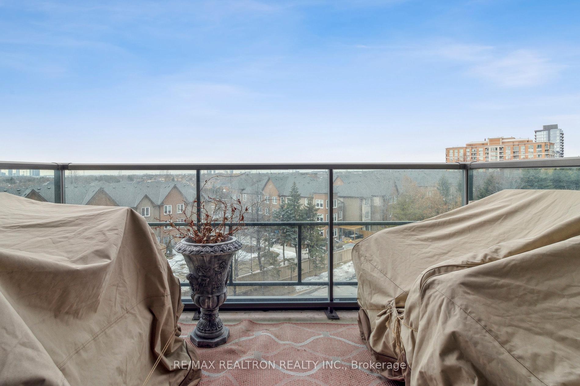 Photo 35 of Unit 503, 100 Promenade Circle, Vaughan, Brownridge — HOMEH