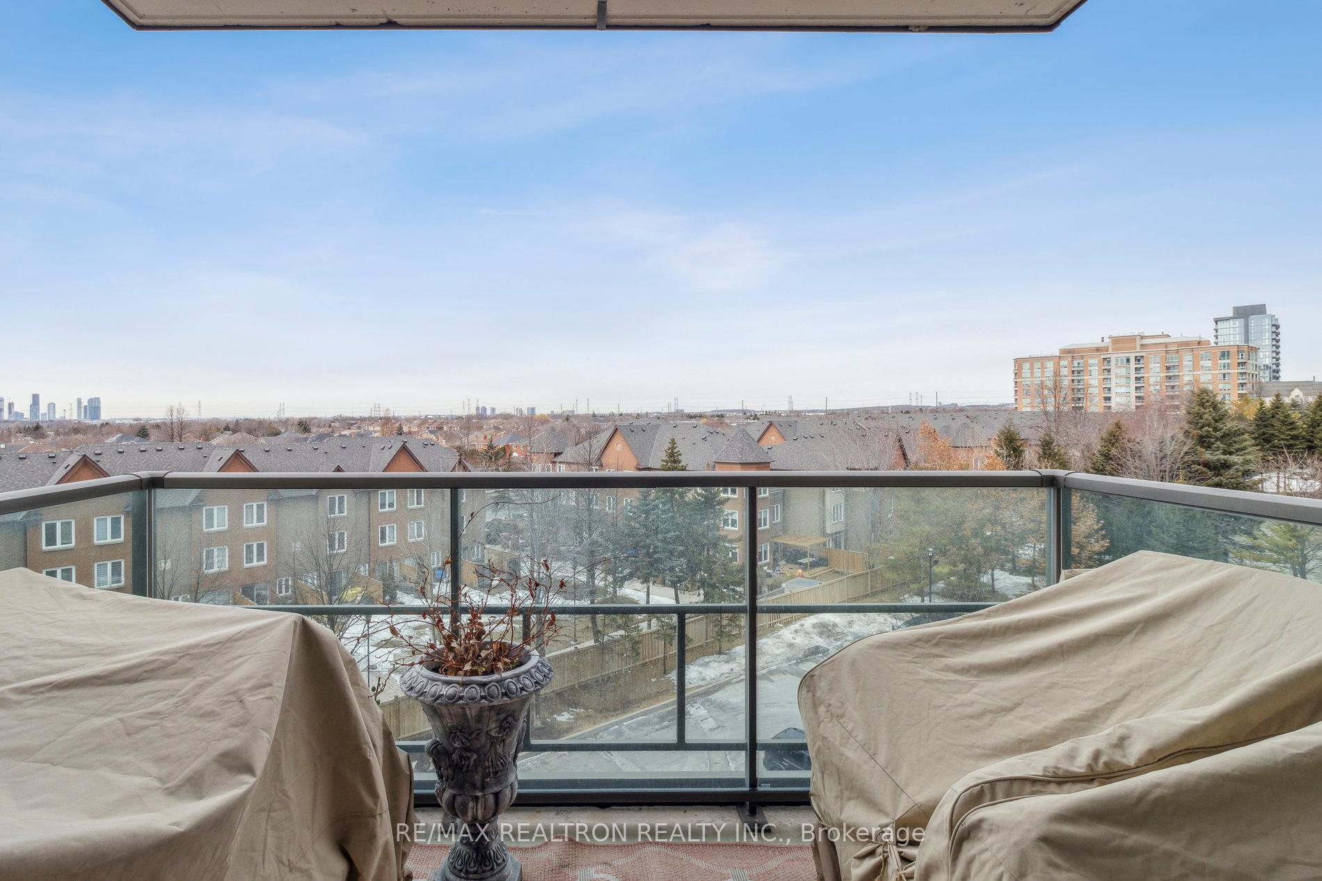 Photo 36 of Unit 503, 100 Promenade Circle, Vaughan, Brownridge — HOMEH