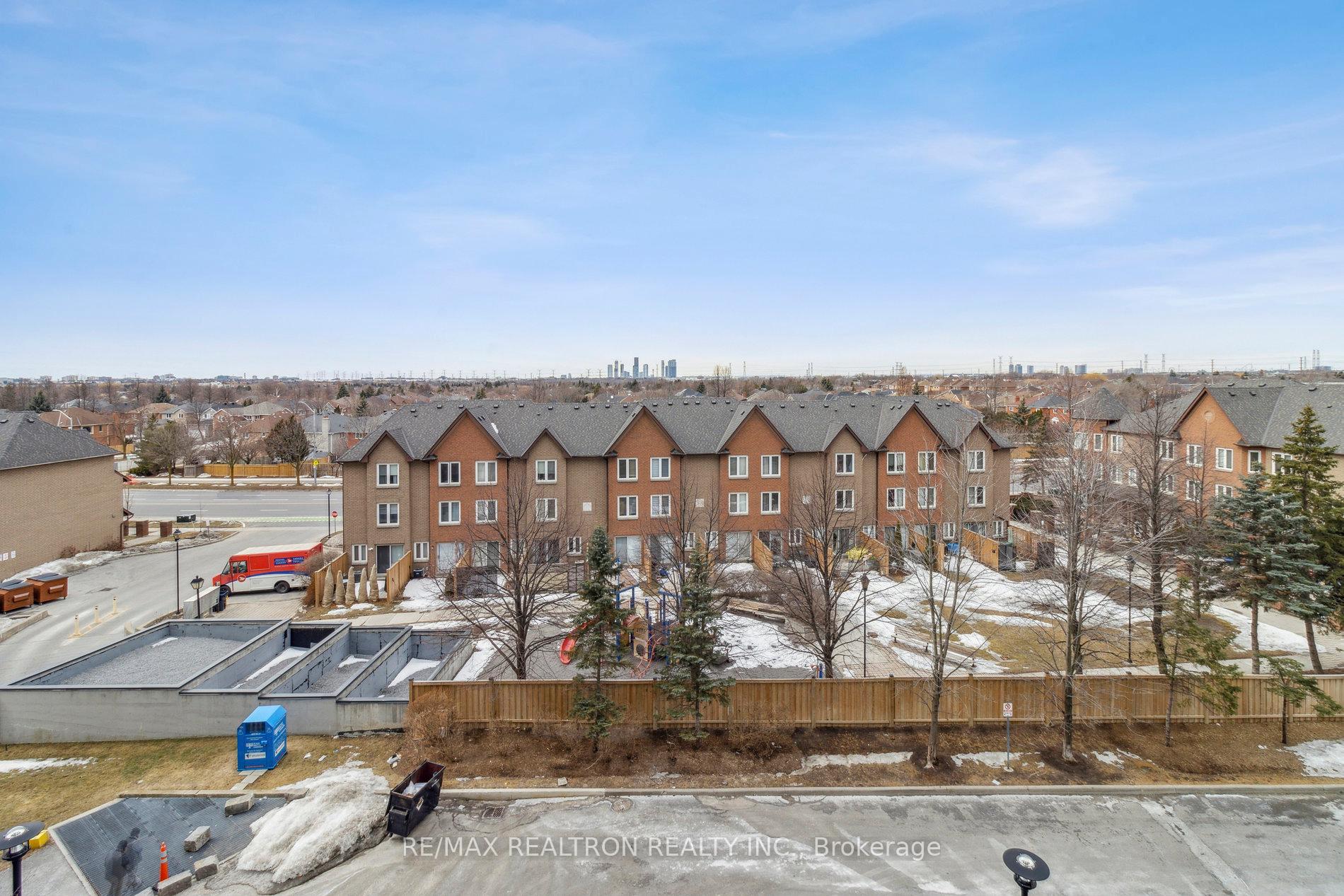 Photo 38 of Unit 503, 100 Promenade Circle, Vaughan, Brownridge — HOMEH