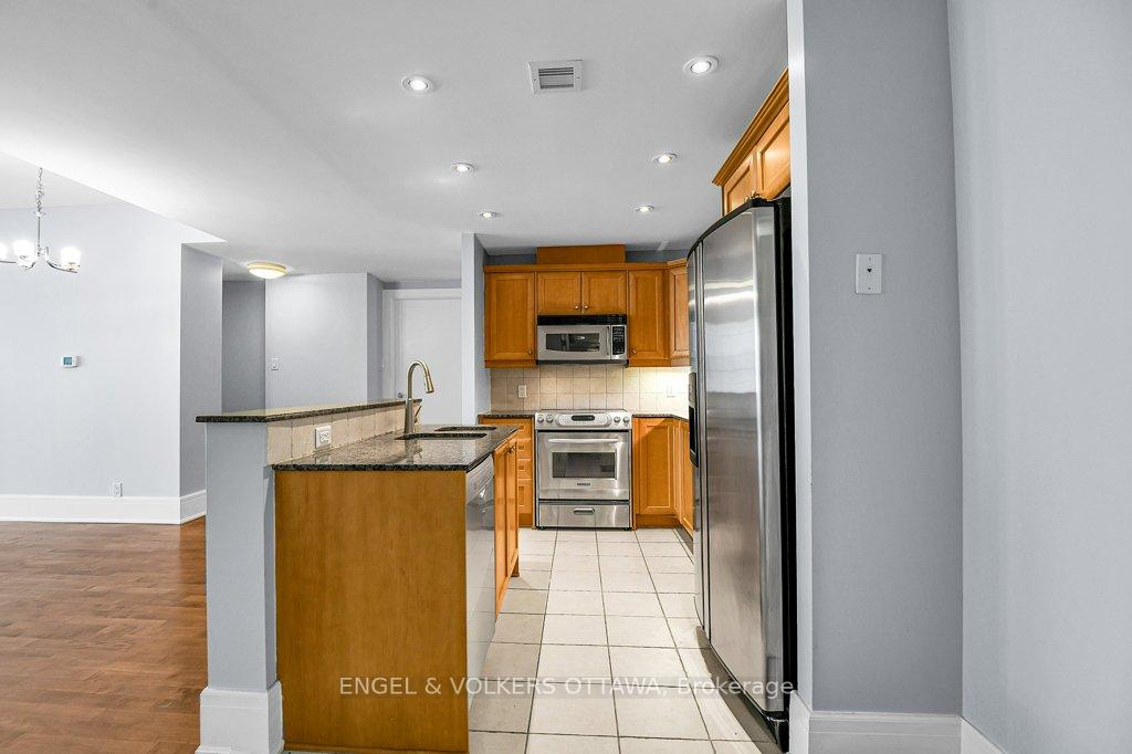 Photo 9 of Unit 708, 700 Sussex Drive, Ottawa, Lower Town/Byward Market — HOMEH