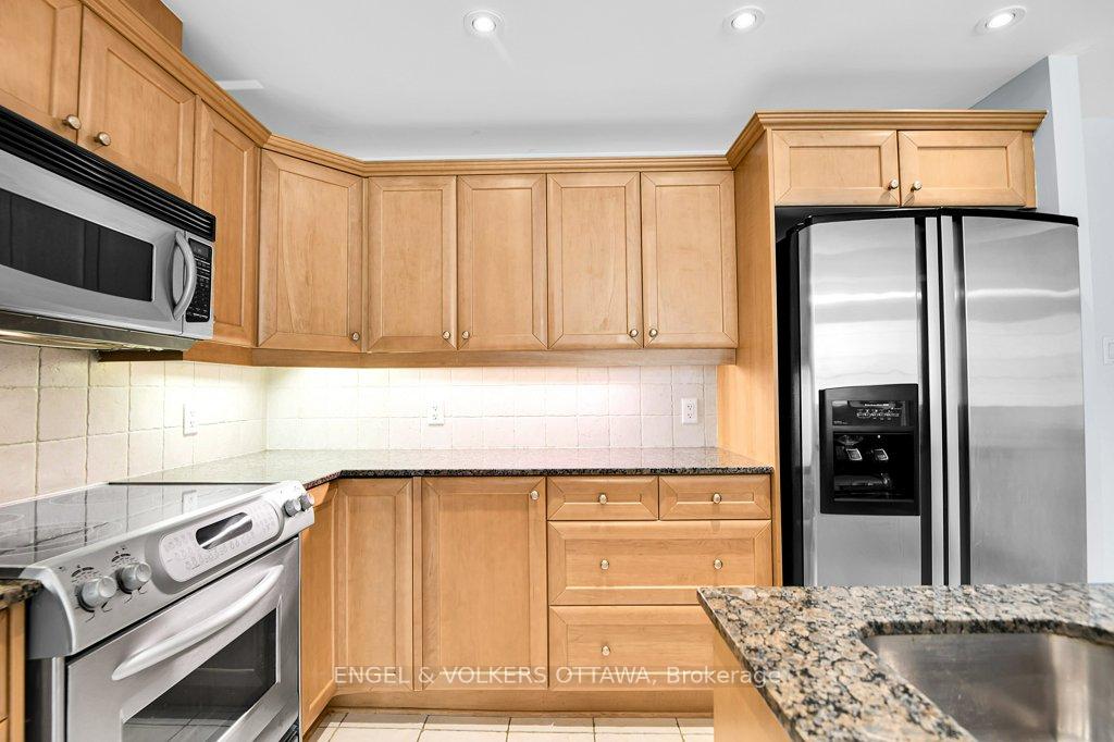 Photo 12 of Unit 708, 700 Sussex Drive, Ottawa, Lower Town/Byward Market — HOMEH