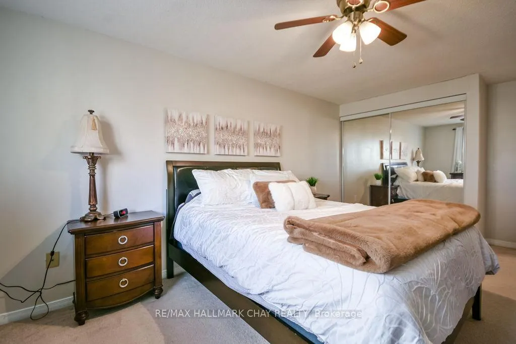Photo 17 of 14 Evergreen Court, Barrie, Ardagh — HOMEH