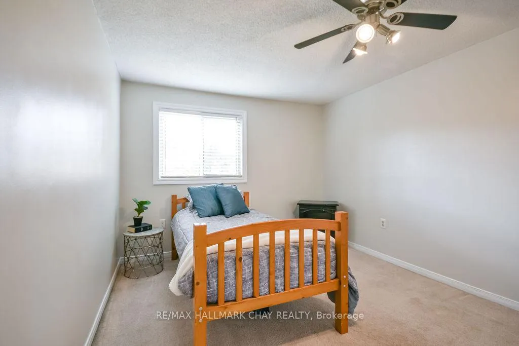 Photo 20 of 14 Evergreen Court, Barrie, Ardagh — HOMEH