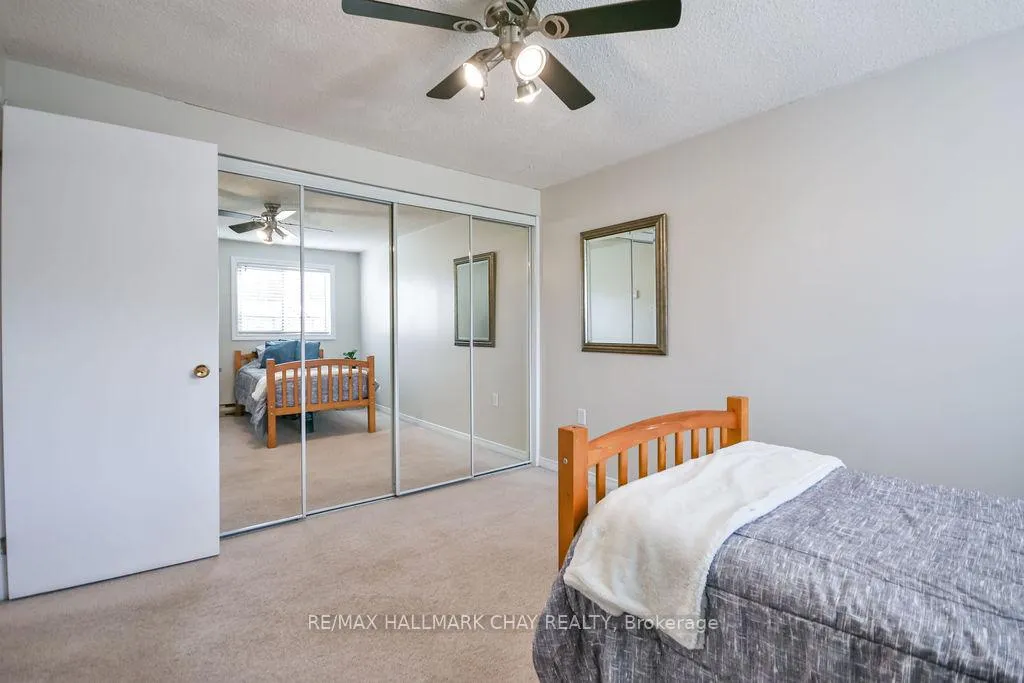 Photo 21 of 14 Evergreen Court, Barrie, Ardagh — HOMEH