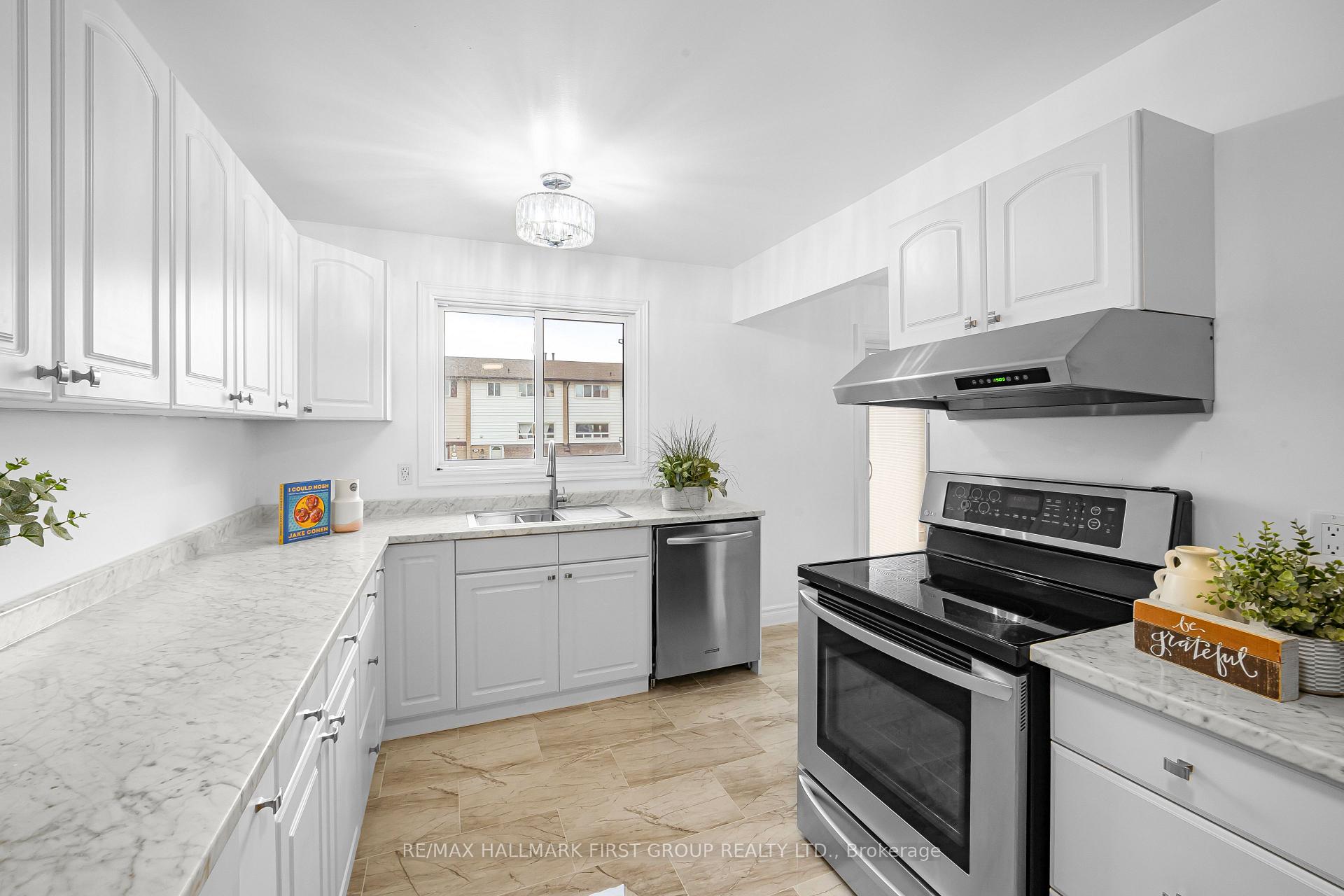 Photo 3 of Unit 73, 966 Adelaide Avenue E, Oshawa, Eastdale — HOMEH