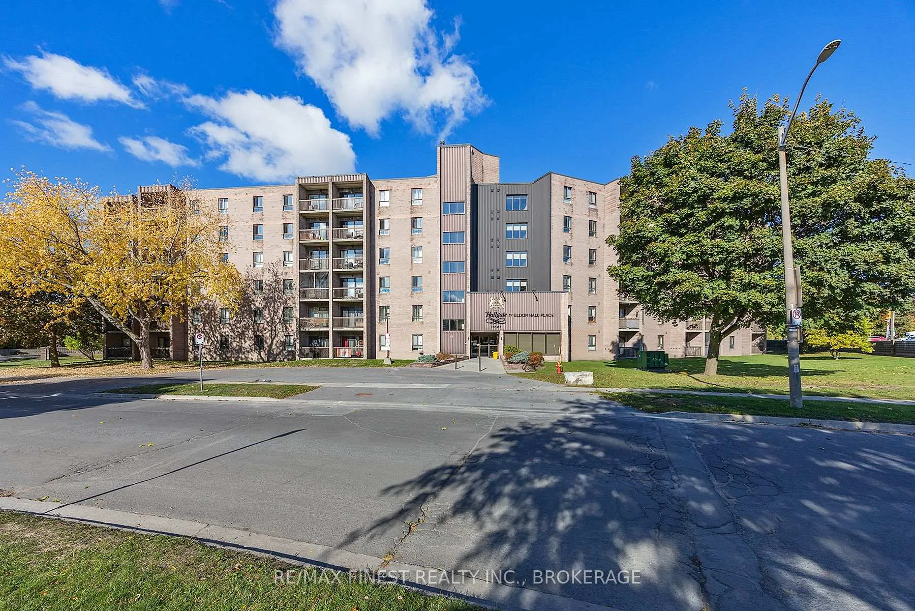 Front of Unit 104, 17 Eldon Hall Place