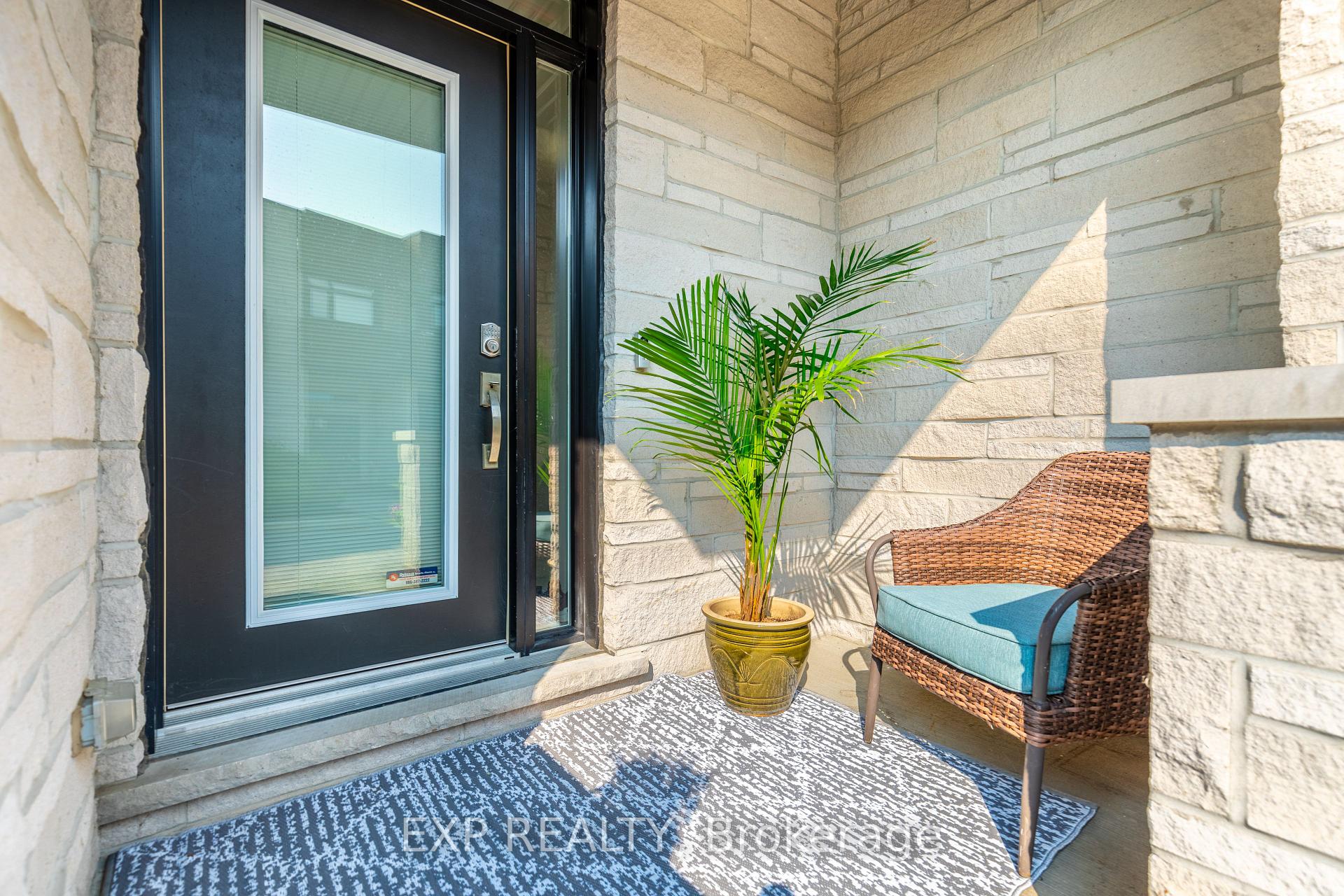 Photo 2 of Unit 7, 35 Midhurst Heights, Hamilton, Stoney Creek Mountain — HOMEH