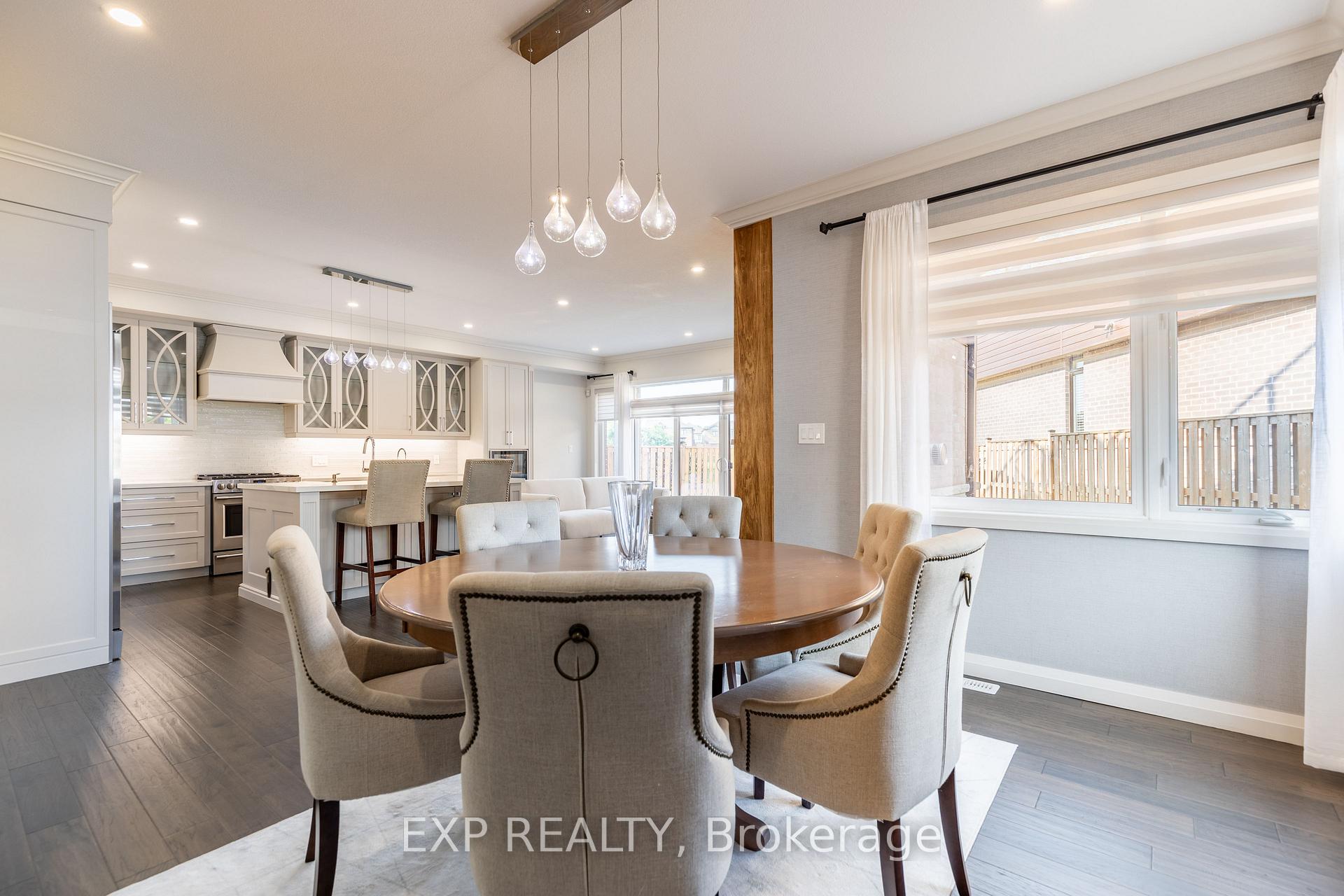 Photo 8 of Unit 7, 35 Midhurst Heights, Hamilton, Stoney Creek Mountain — HOMEH