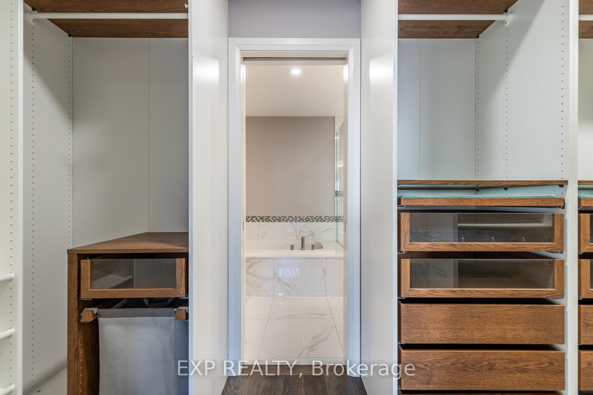 Photo 17 of Unit 7, 35 Midhurst Heights, Hamilton, Stoney Creek Mountain — HOMEH