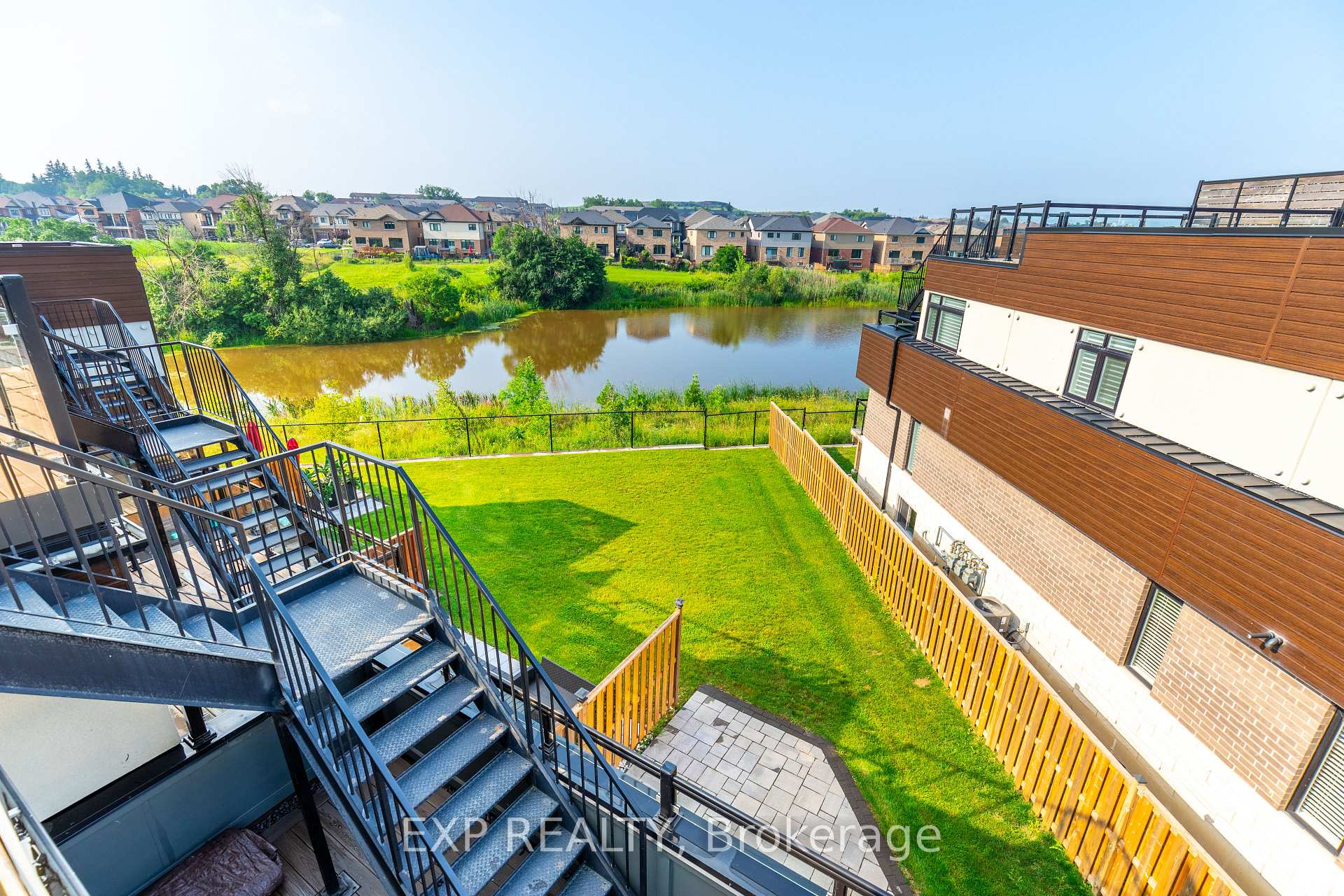 Photo 31 of Unit 7, 35 Midhurst Heights, Hamilton, Stoney Creek Mountain — HOMEH