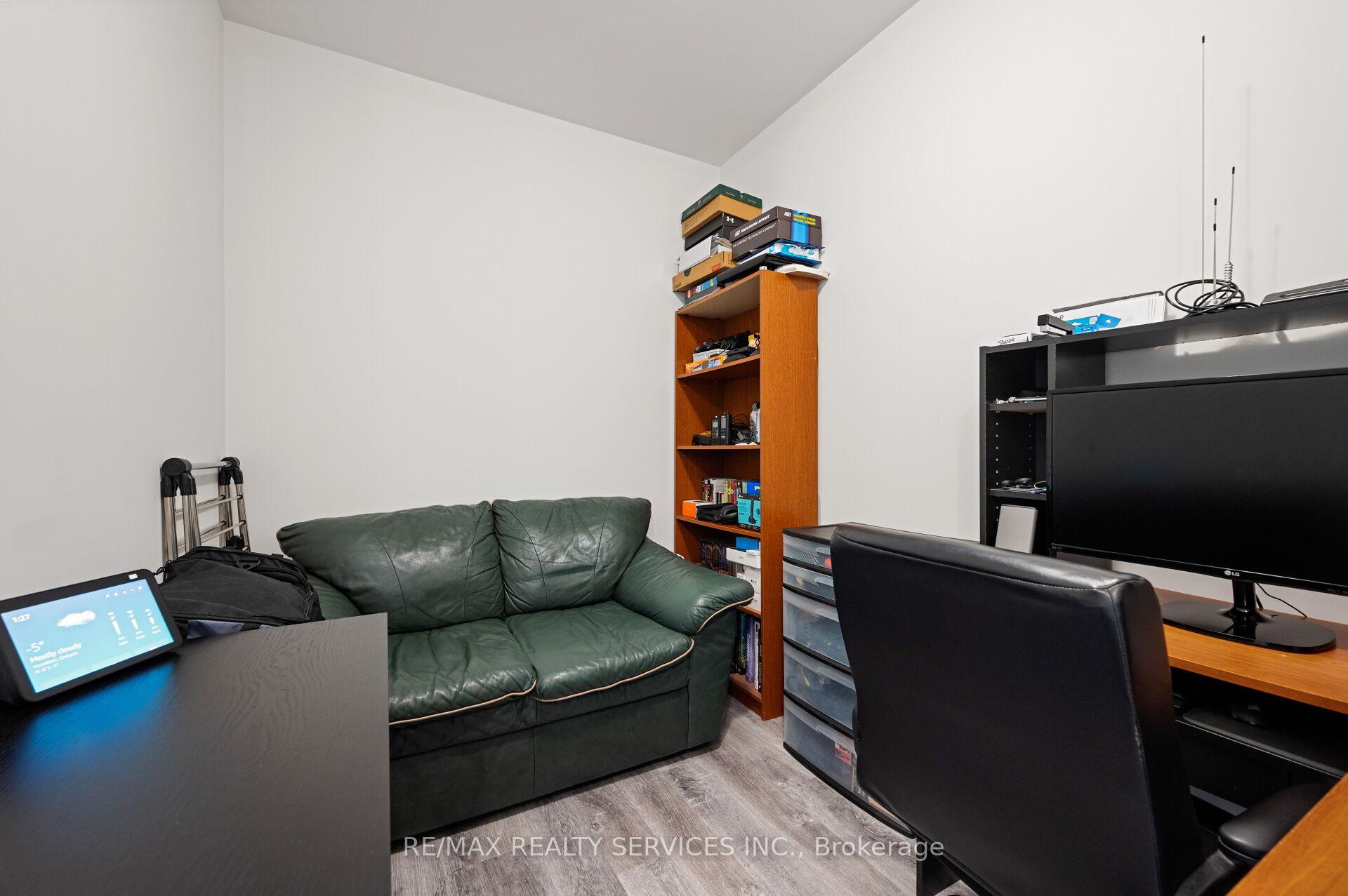 Photo 25 of Unit 416, 1 Redfern Avenue, Hamilton, Mountview — HOMEH