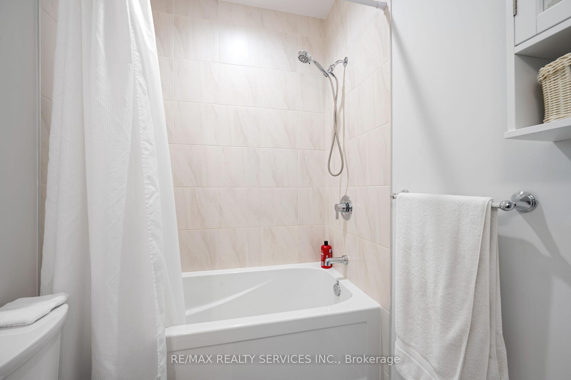 Photo 28 of Unit 416, 1 Redfern Avenue, Hamilton, Mountview — HOMEH