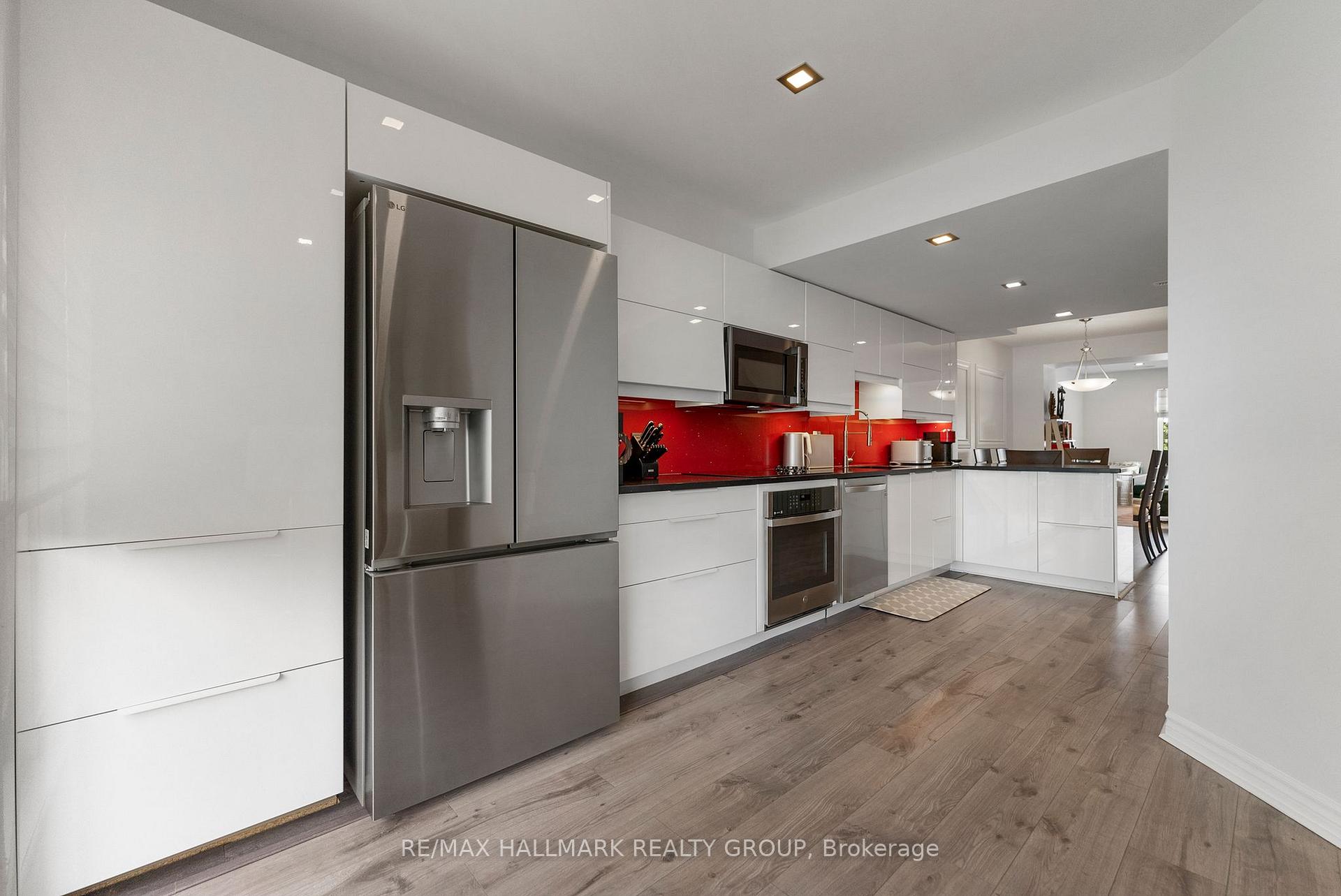 Photo 10 of 282 Cresthaven Drive, Ottawa, Barrhaven East — HOMEH