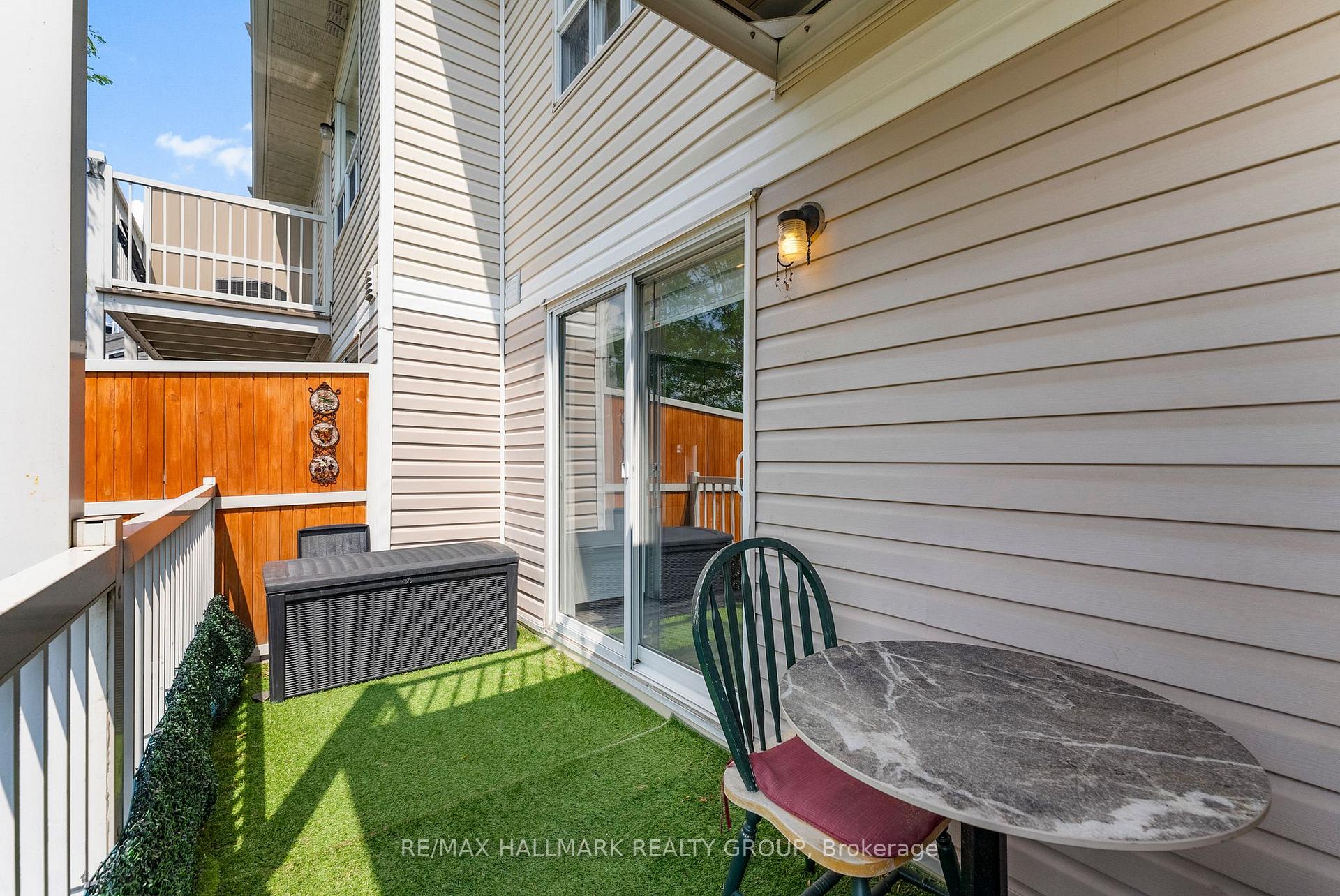 Photo 33 of 282 Cresthaven Drive, Ottawa, Barrhaven East — HOMEH