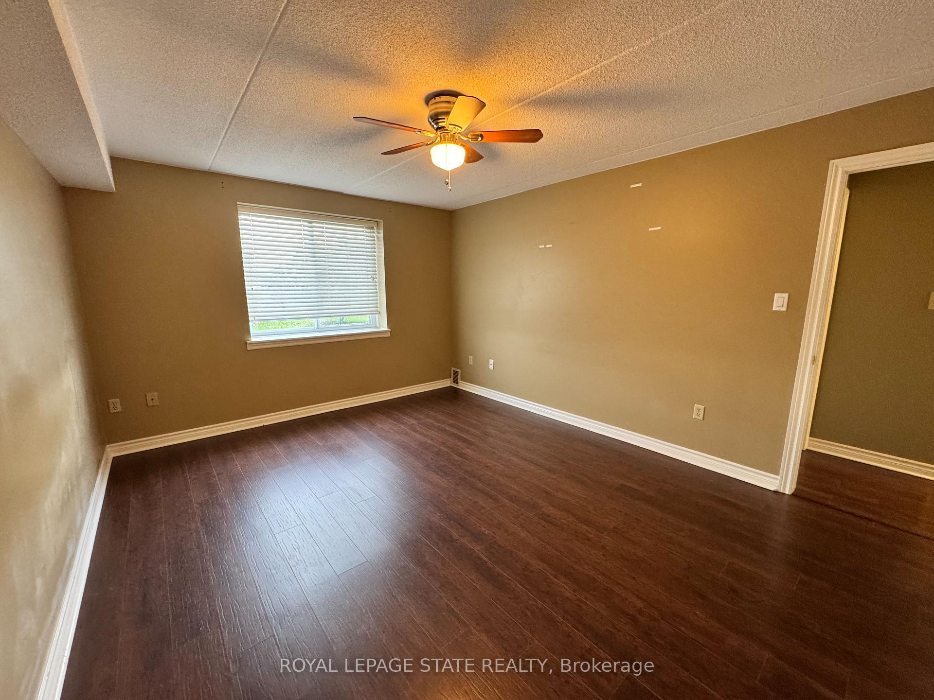 Photo 11 of Unit 202, 386 Highway 8, Hamilton, Stoney Creek — HOMEH
