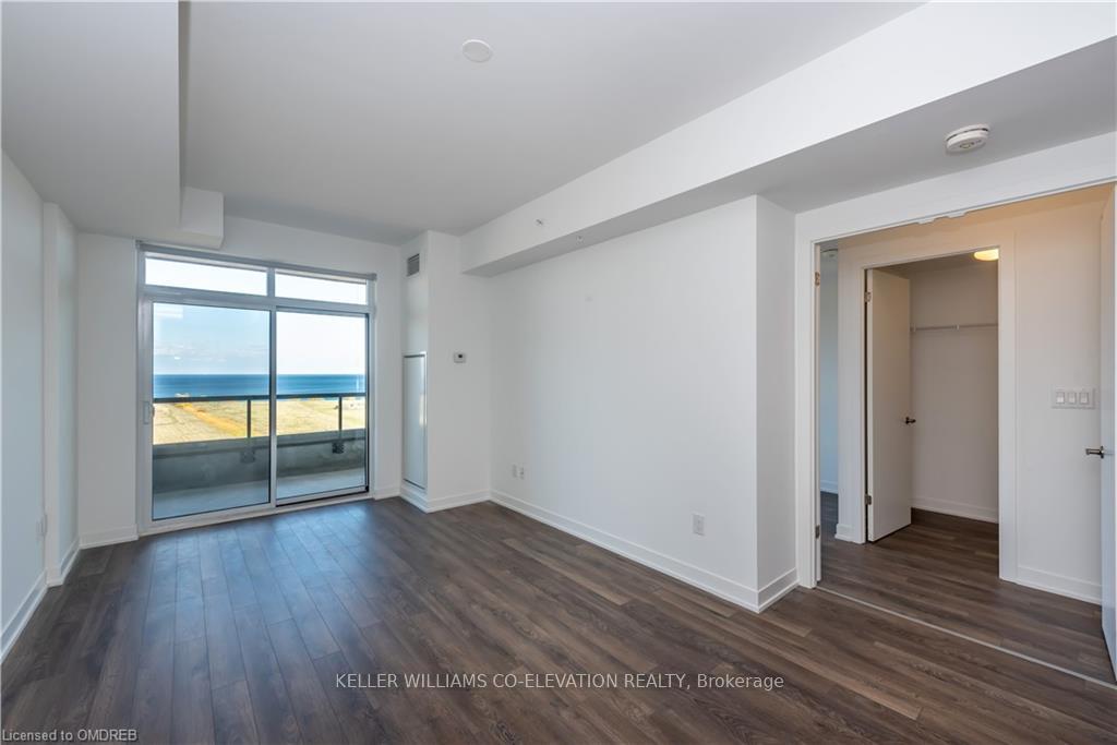 Photo 4 of Unit 814, 550 North Service Road, Grimsby, Grimsby Beach — HOMEH