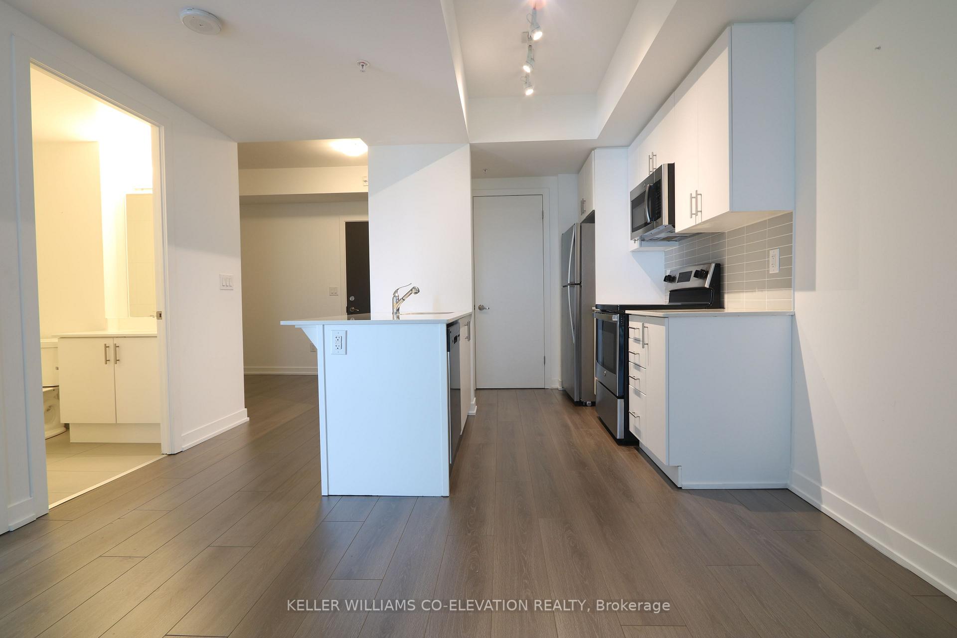 Photo 8 of Unit 814, 550 North Service Road, Grimsby, Grimsby Beach — HOMEH