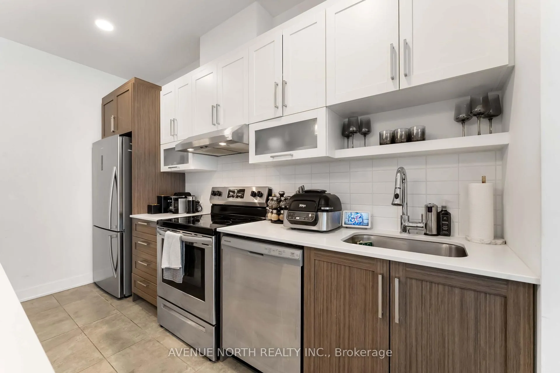 Photo 24 of Unit 903, 200 Inlet Private, Ottawa, Chatelaine Village — HOMEH