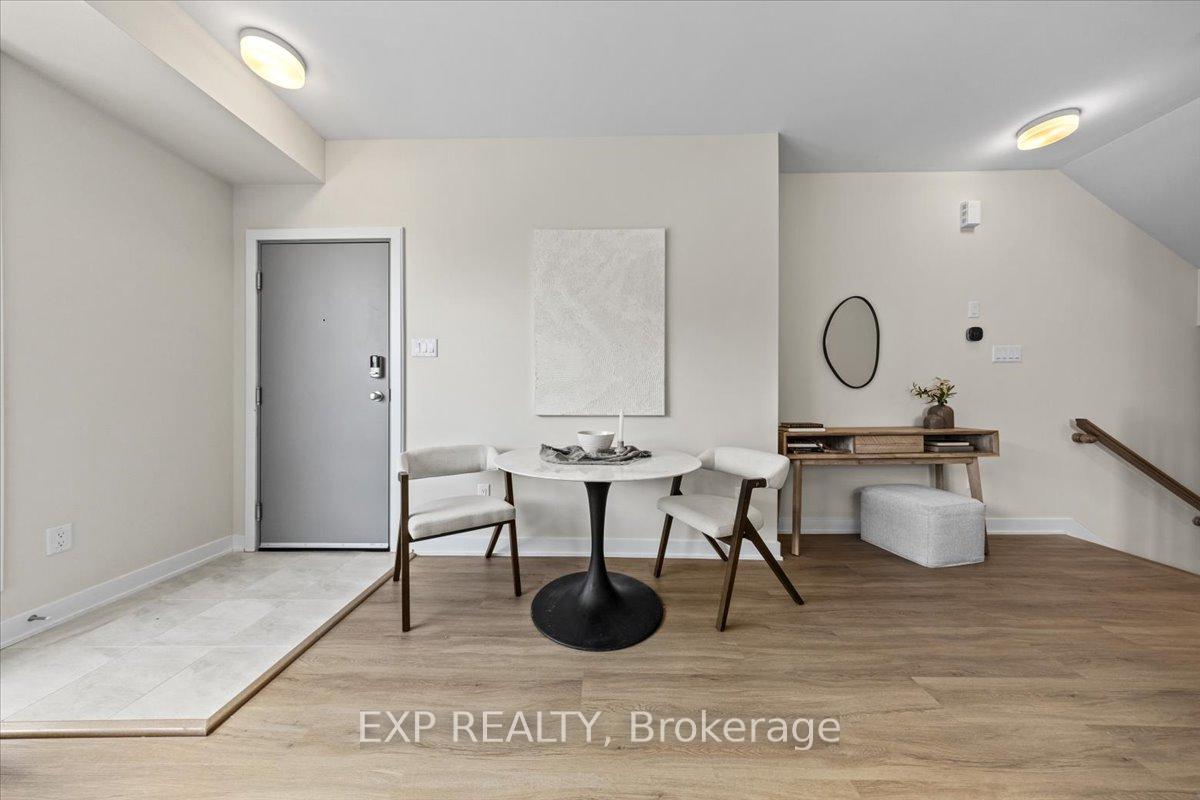 Photo 5 of 200 Mishi Private, Ottawa, CFB Rockcliffe and Area — HOMEH