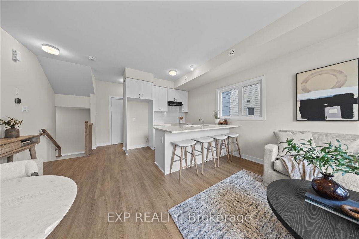 Photo 7 of 200 Mishi Private, Ottawa, CFB Rockcliffe and Area — HOMEH
