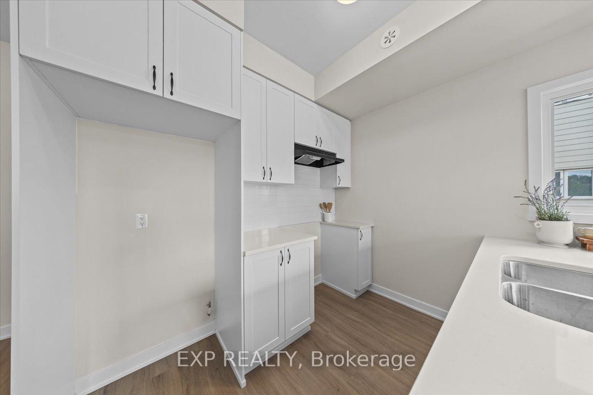 Photo 12 of 200 Mishi Private, Ottawa, CFB Rockcliffe and Area — HOMEH