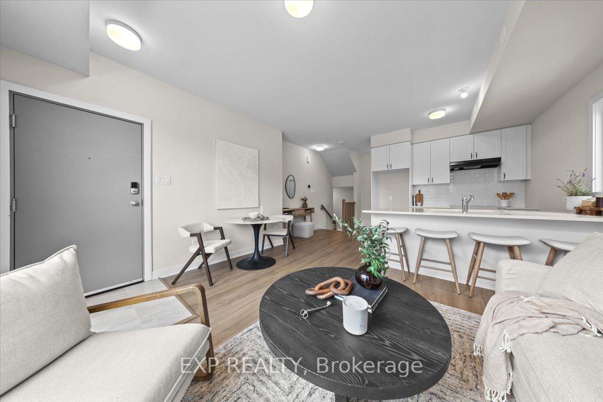 Photo 17 of 200 Mishi Private, Ottawa, CFB Rockcliffe and Area — HOMEH