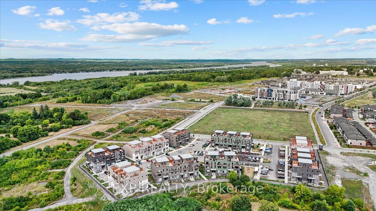 Photo 32 of 200 Mishi Private, Ottawa, CFB Rockcliffe and Area — HOMEH