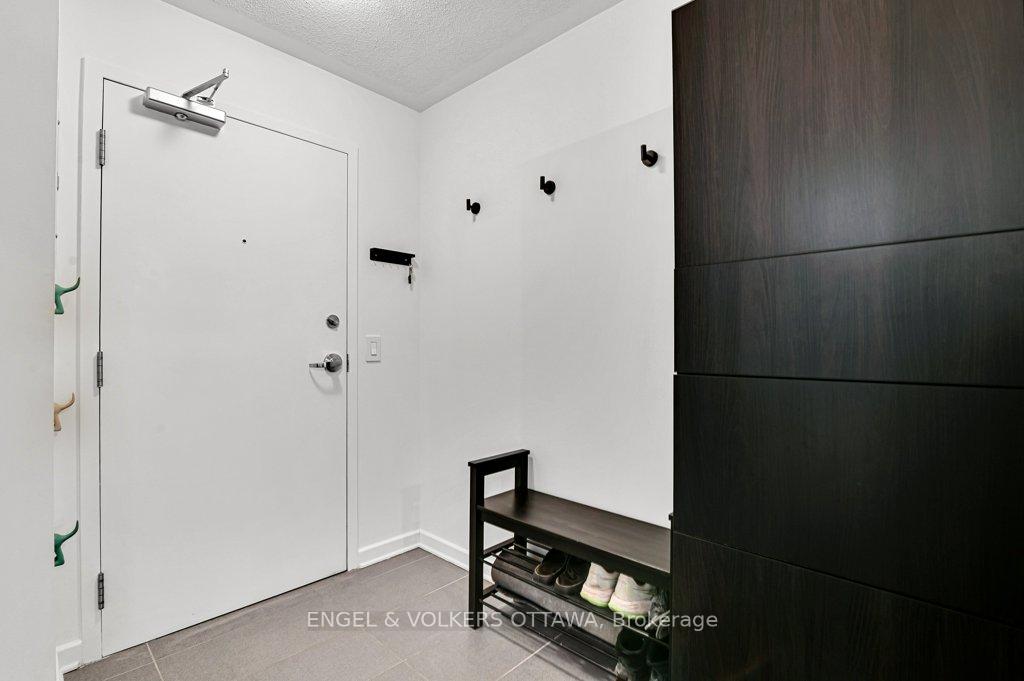 Photo 3 of Unit 302, 138 Somerset Street W, Ottawa, Ottawa Centre/Golden Triangle — HOMEH