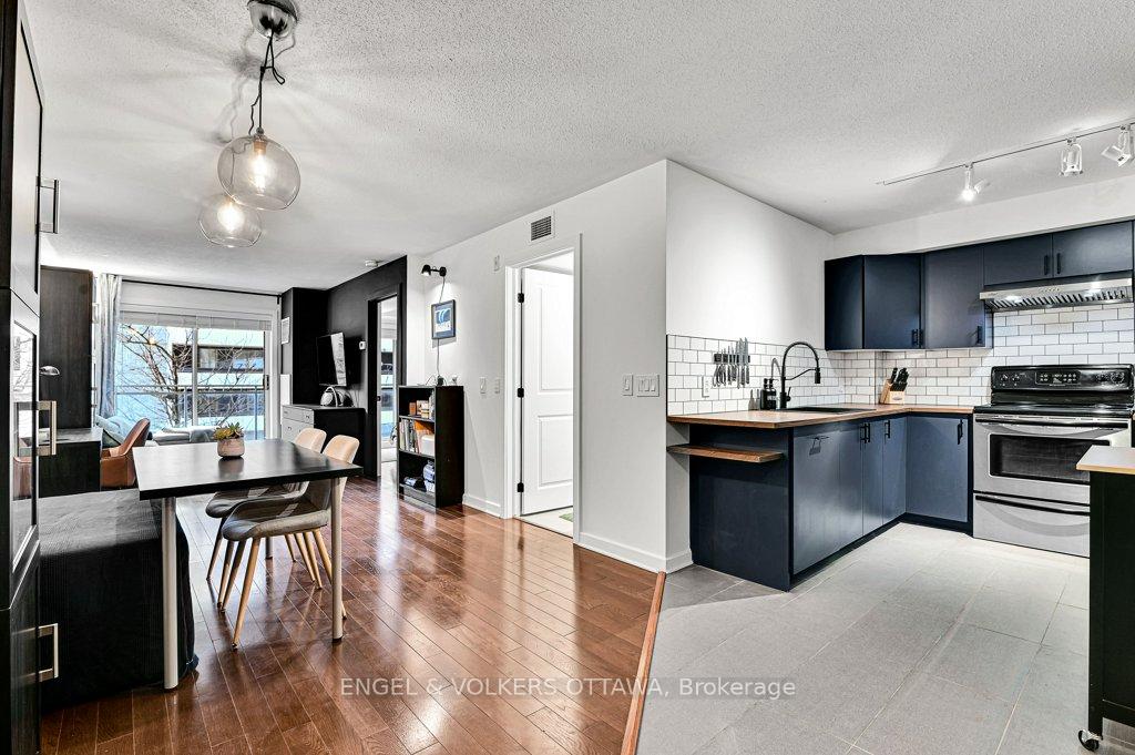 Photo 4 of Unit 302, 138 Somerset Street W, Ottawa, Ottawa Centre/Golden Triangle — HOMEH