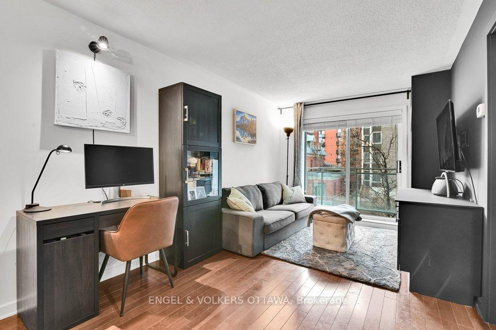 Photo 11 of Unit 302, 138 Somerset Street W, Ottawa, Ottawa Centre/Golden Triangle — HOMEH