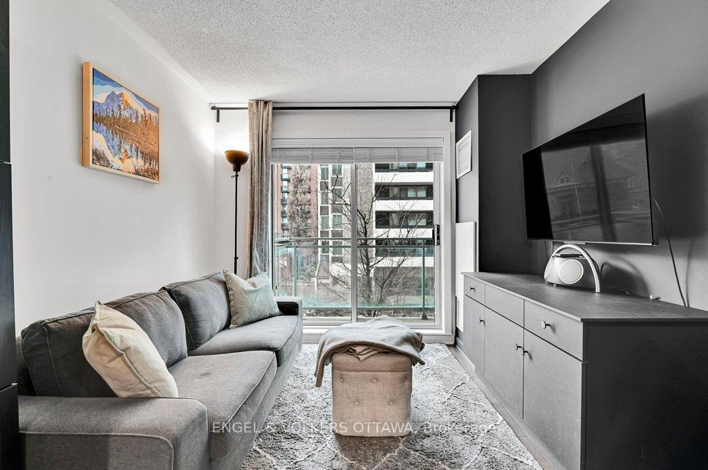 Photo 15 of Unit 302, 138 Somerset Street W, Ottawa, Ottawa Centre/Golden Triangle — HOMEH