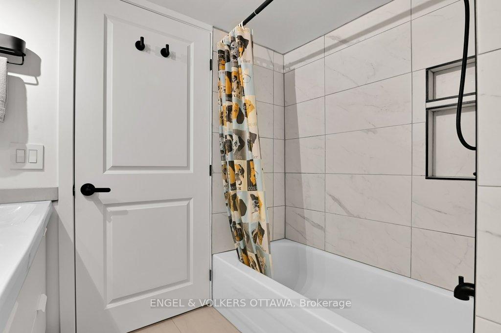 Photo 17 of Unit 302, 138 Somerset Street W, Ottawa, Ottawa Centre/Golden Triangle — HOMEH