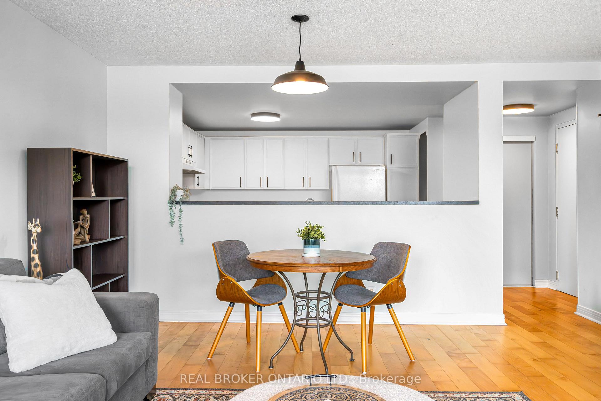 Photo 13 of Unit 202, 446 Gilmour Street, Ottawa, Ottawa Centre — HOMEH