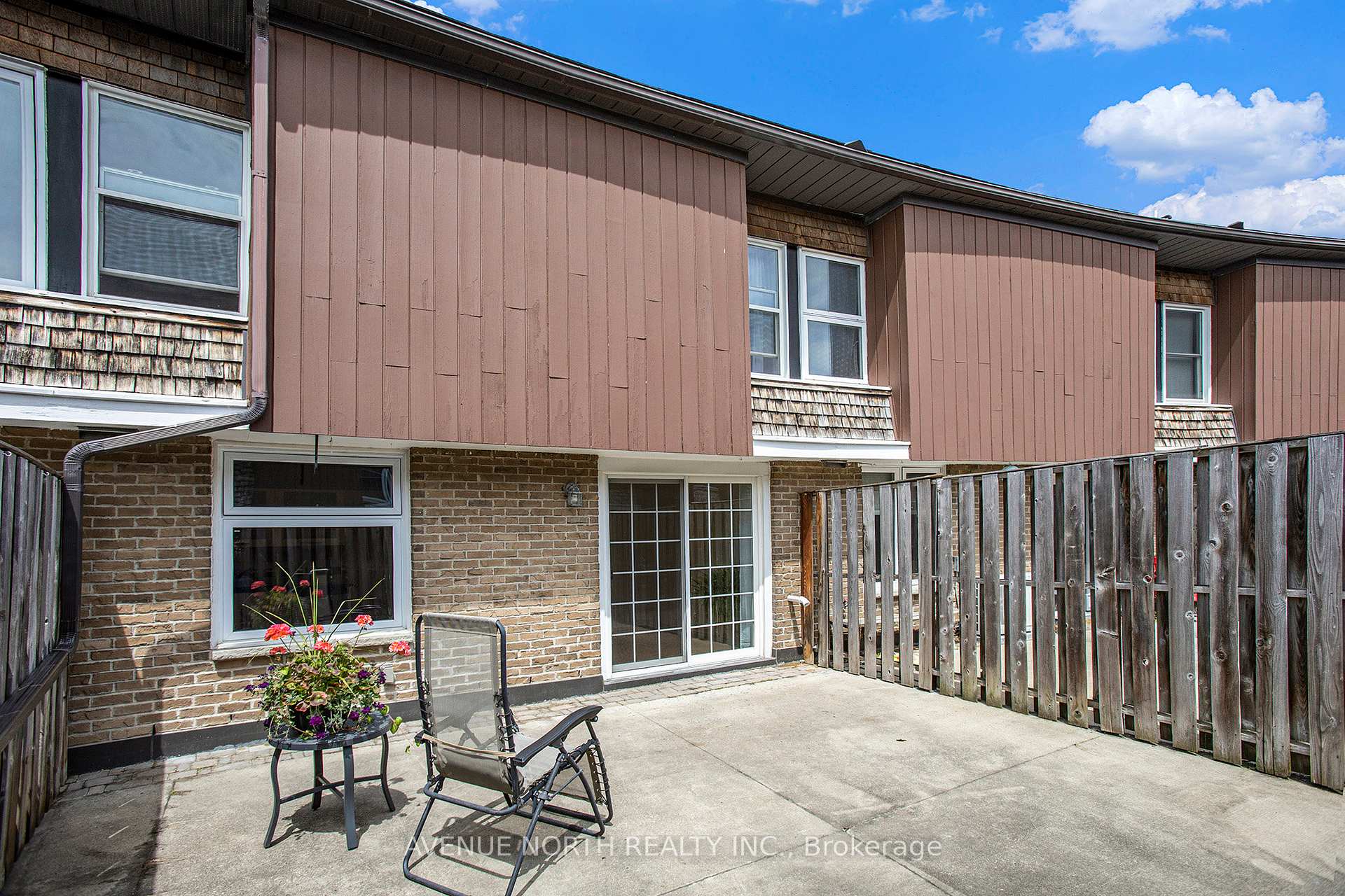 Photo 5 of Unit 62, 767A Springland Drive, Ottawa, Mooneys Bay/Riverside Park — HOMEH