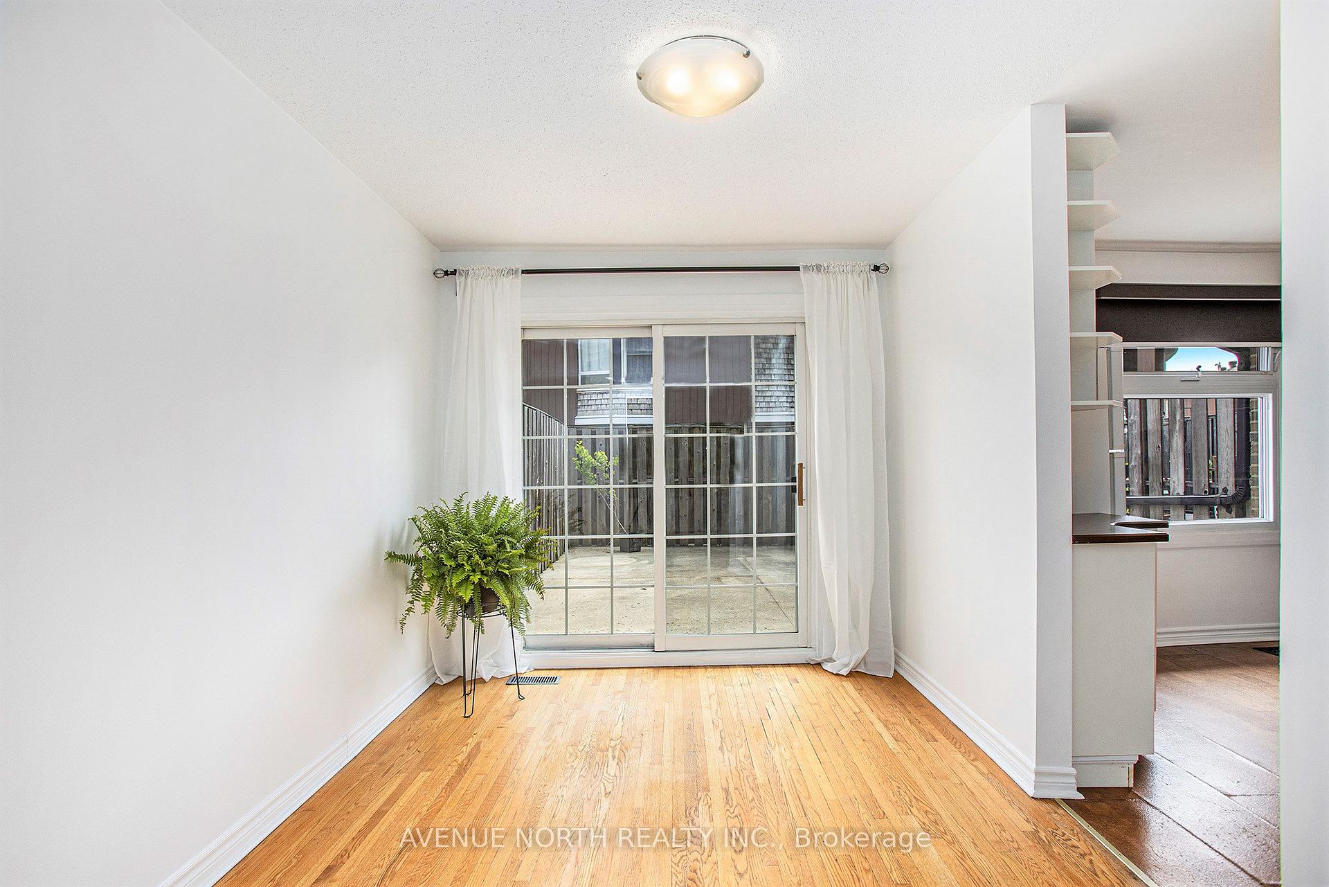Photo 13 of Unit 62, 767A Springland Drive, Ottawa, Mooneys Bay/Riverside Park — HOMEH