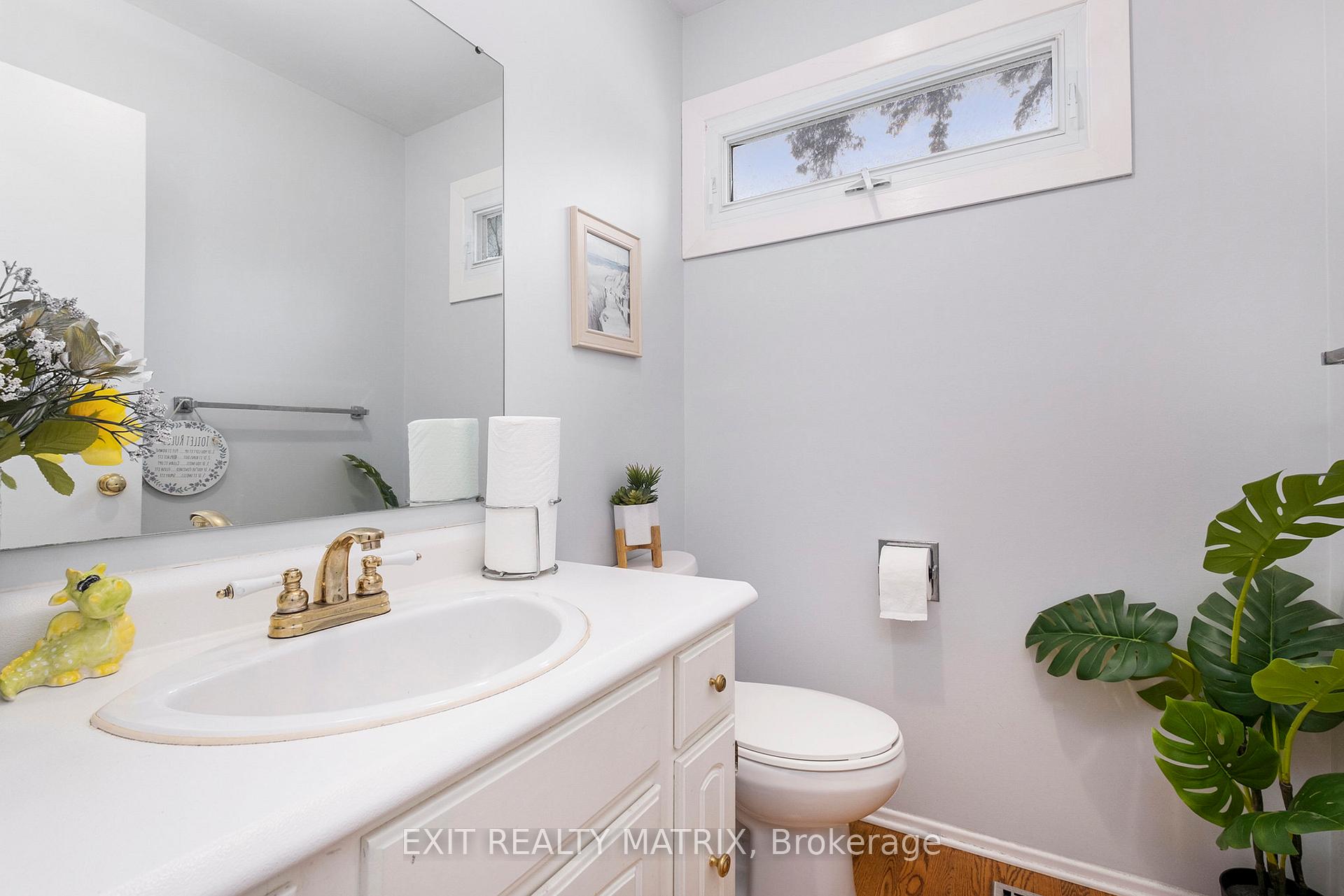 Photo 4 of Unit 30, 280 McClellan Road, Ottawa, Arlington Woods — HOMEH