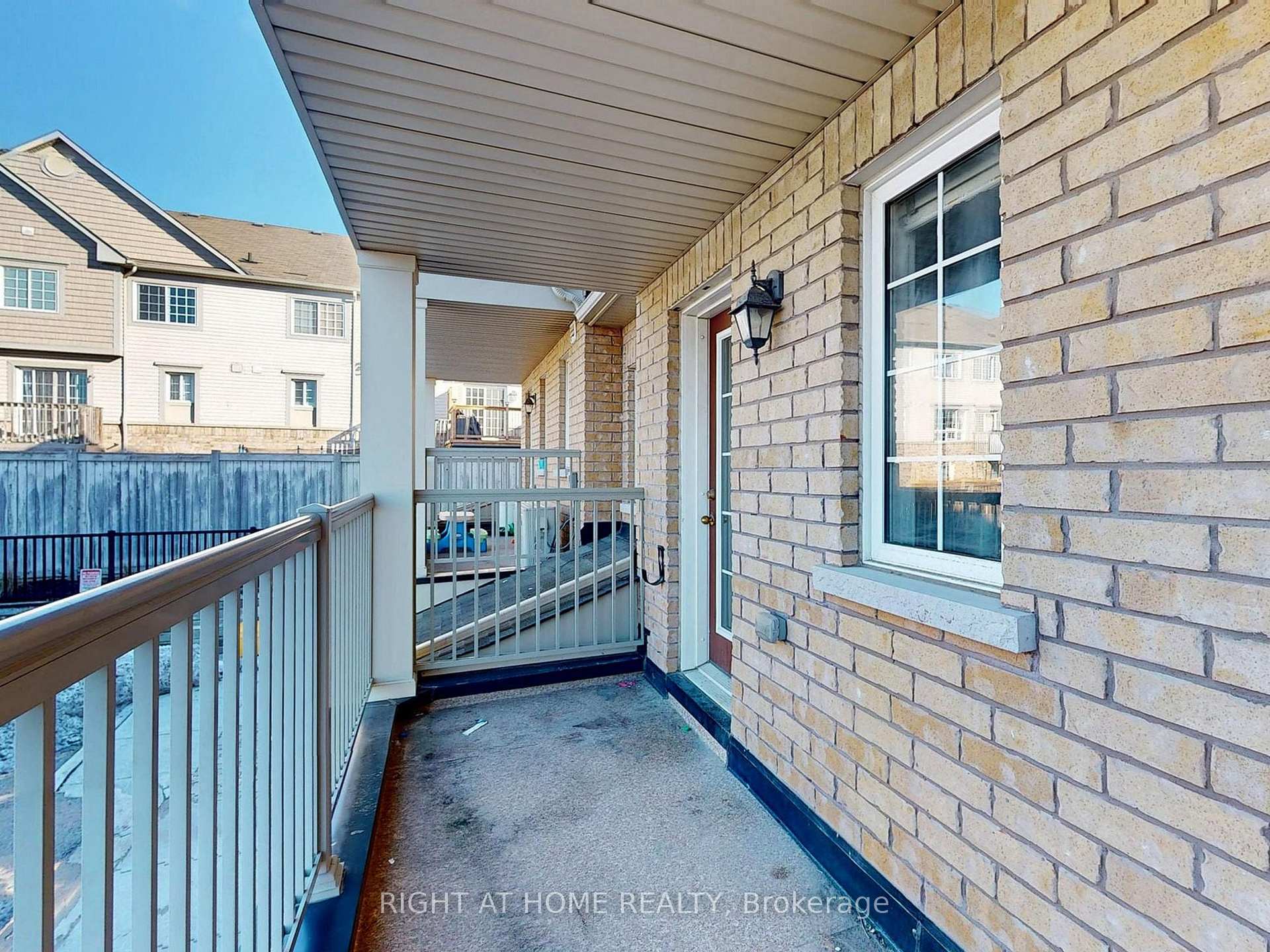 Photo 17 of 146 Kingston Road W, Ajax, Central — HOMEH