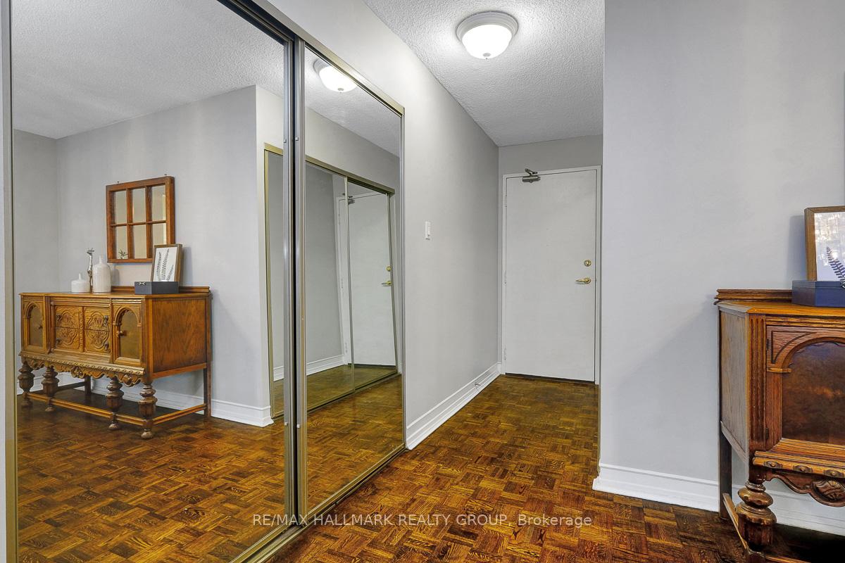 Photo 6 of Unit 1005, 158A McArthur Avenue, Ottawa, Vanier — HOMEH