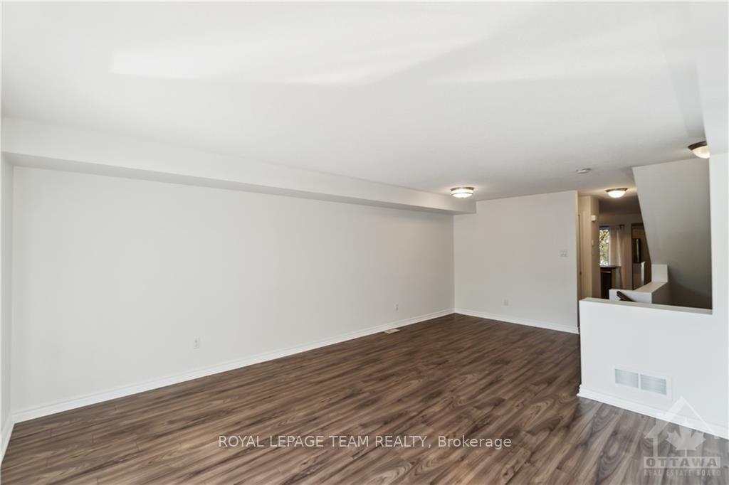 Photo 14 of 648A Chapman Mills Drive, Ottawa, Barrhaven - Strandherd — HOMEH