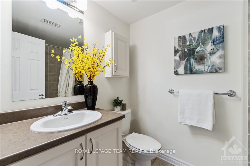 Photo 20 of 648A Chapman Mills Drive, Ottawa, Barrhaven - Strandherd — HOMEH