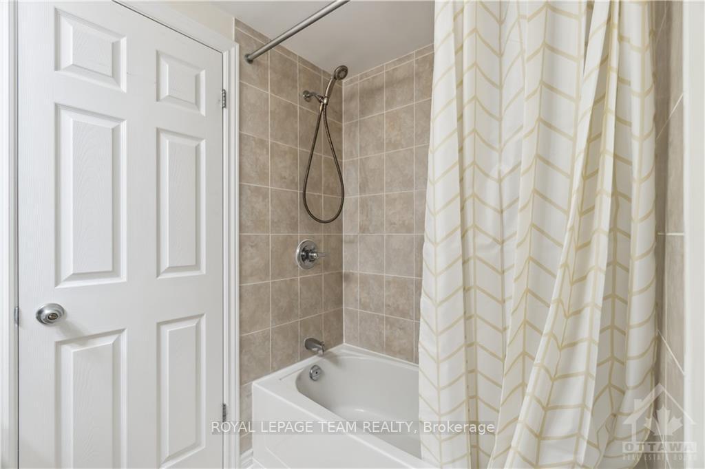 Photo 26 of 648A Chapman Mills Drive, Ottawa, Barrhaven - Strandherd — HOMEH