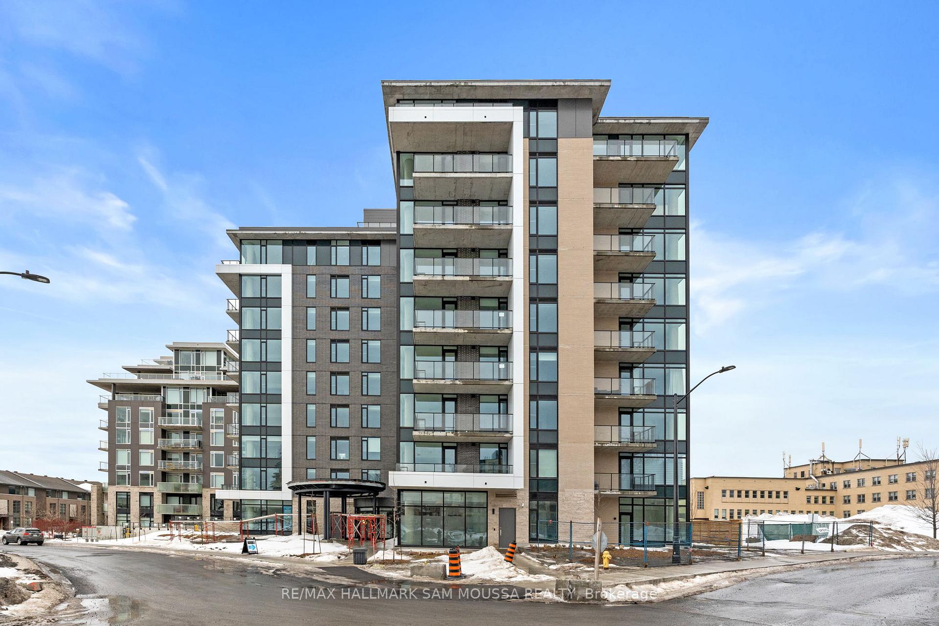 Photo 3 of Unit 207, 360 Deschatelets Avenue, Ottawa, Ottawa East — HOMEH