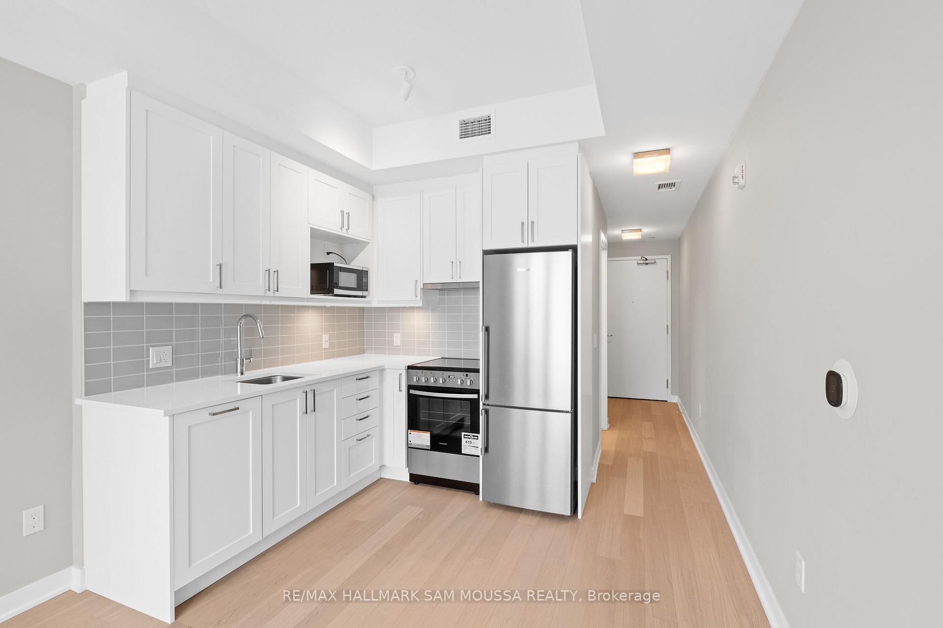 Photo 12 of Unit 207, 360 Deschatelets Avenue, Ottawa, Ottawa East — HOMEH