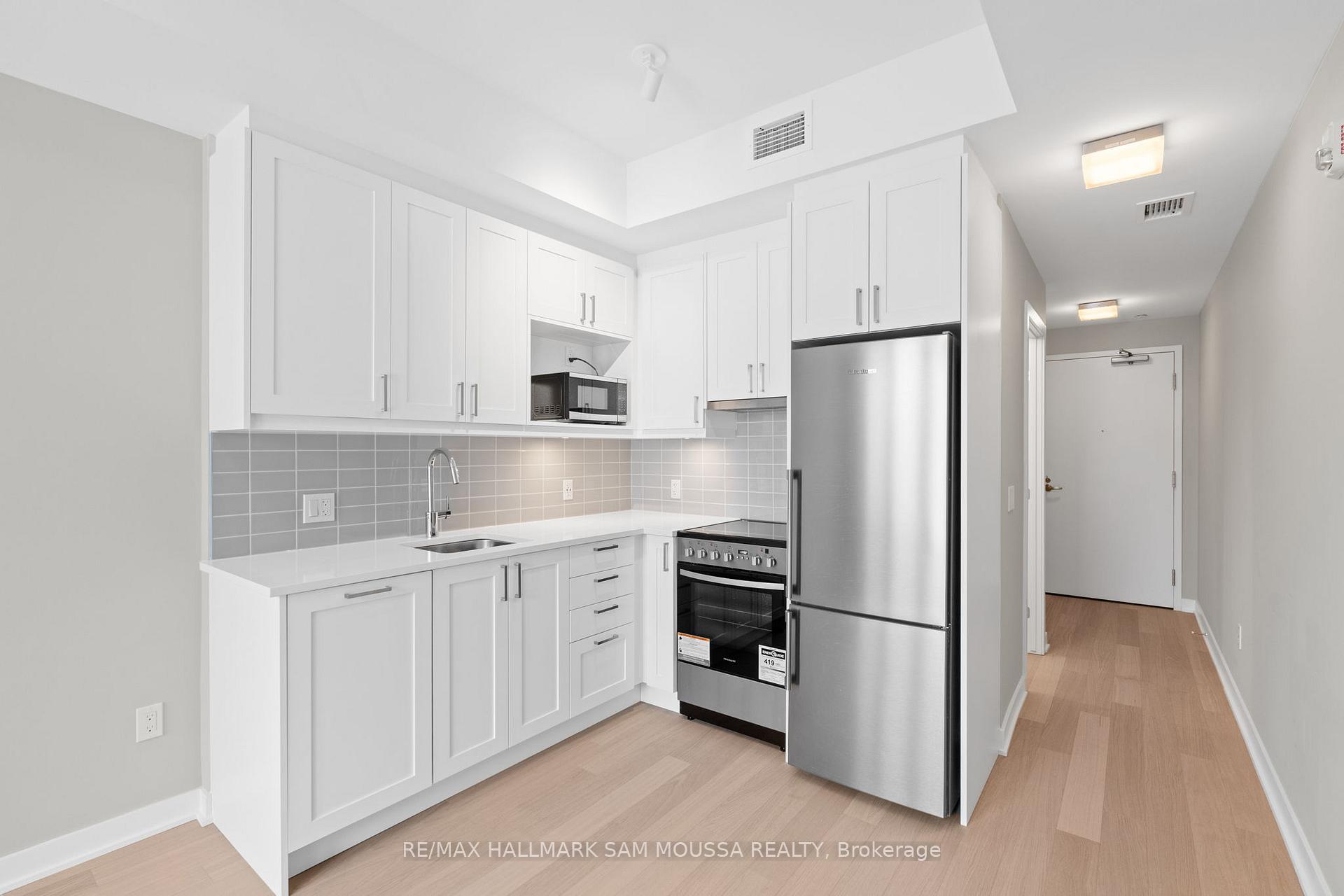 Photo 13 of Unit 207, 360 Deschatelets Avenue, Ottawa, Ottawa East — HOMEH
